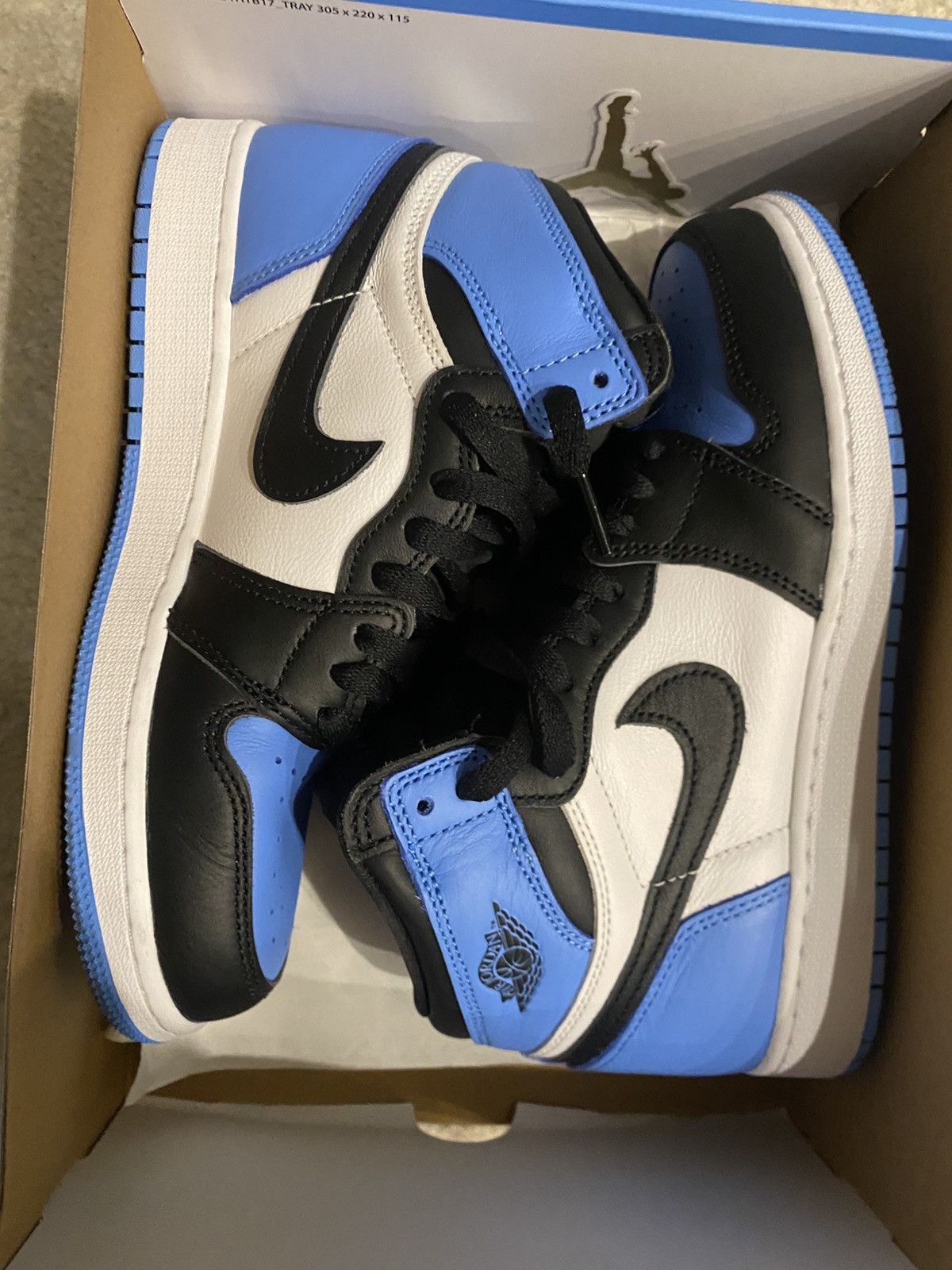 Jordan Brand × Nike Jordan 1 UNC GS 6Y Size US 6 / EU 39 - 1 Thumbnail