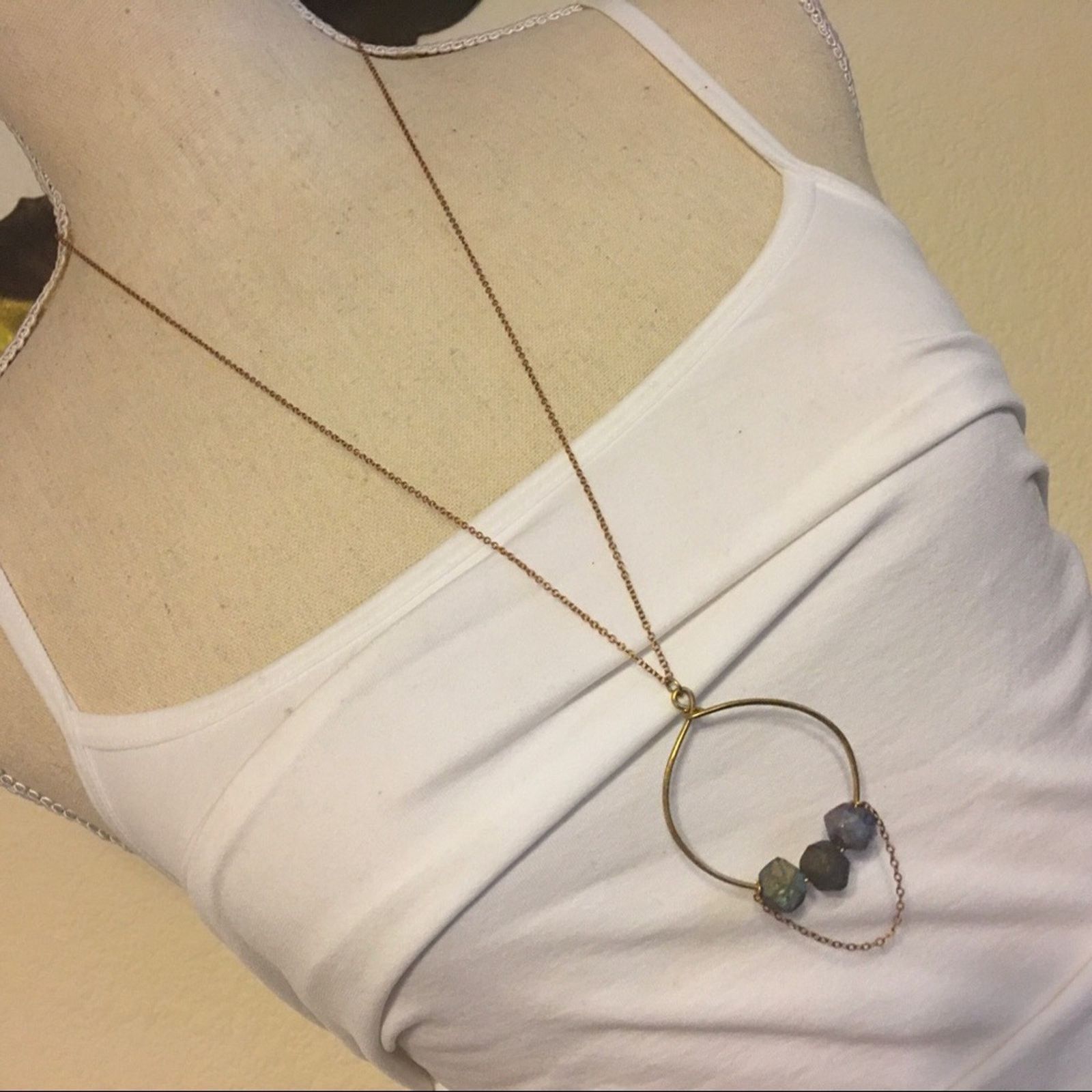Jewelry Natural stone look hammered gold pendant necklace Size ONE SIZE - 1 Thumbnail
