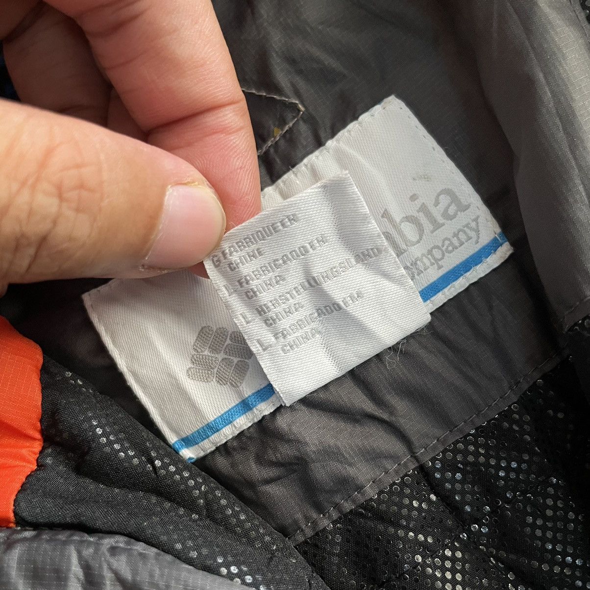 Columbia Vintage Columbia Omni-Tech Hood Windbreaker/Raincoat L Size US L / EU 52-54 / 3 - 9 Thumbnail
