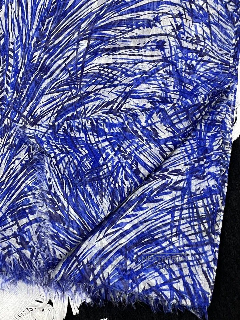 Loro Piana Loro Piana Blue Printed Cashmere Scarf Size ONE SIZE - 7 Thumbnail