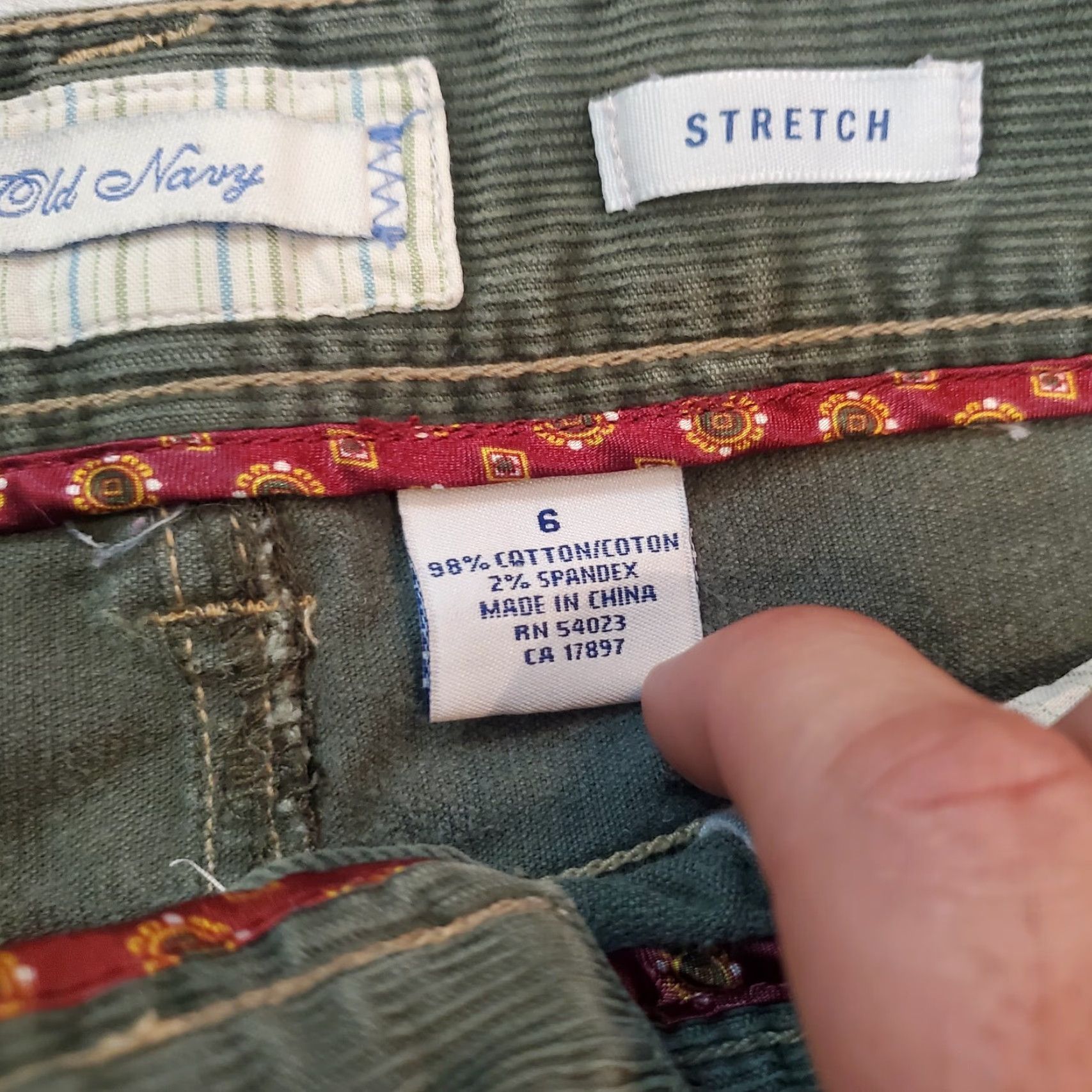 Old Navy VINTAGE Old Navy Corduroy Skirt Green 4 Mini Short Mid Rise Zipper Button 90s Grunge Womens Size 27" / US 4 / IT 40 - 6 Thumbnail
