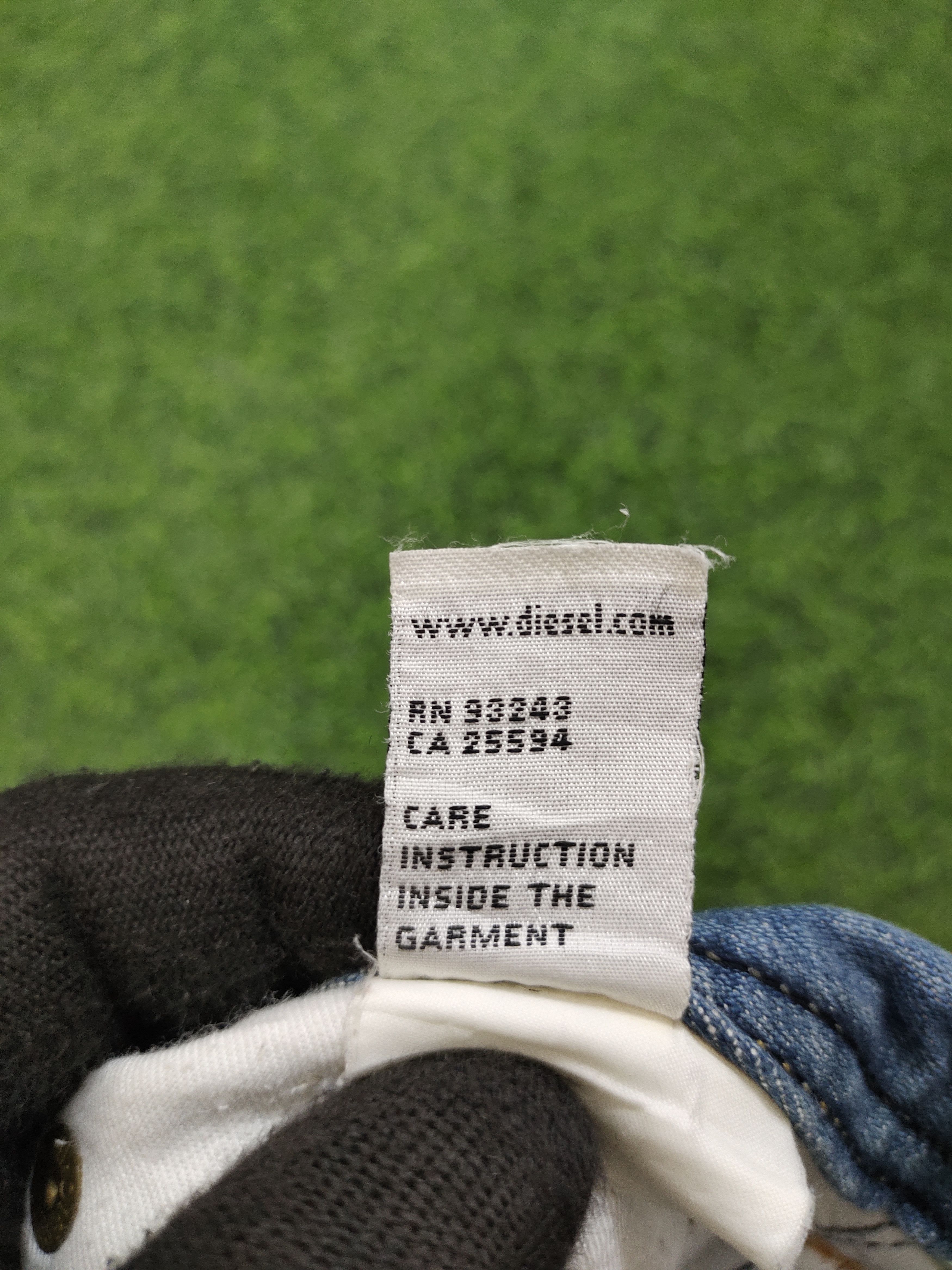 Diesel Flare Jeans Diesel Clawmark Distress Faded Denim Bootcut Y2k Size US 32 / EU 48 - 15 Thumbnail