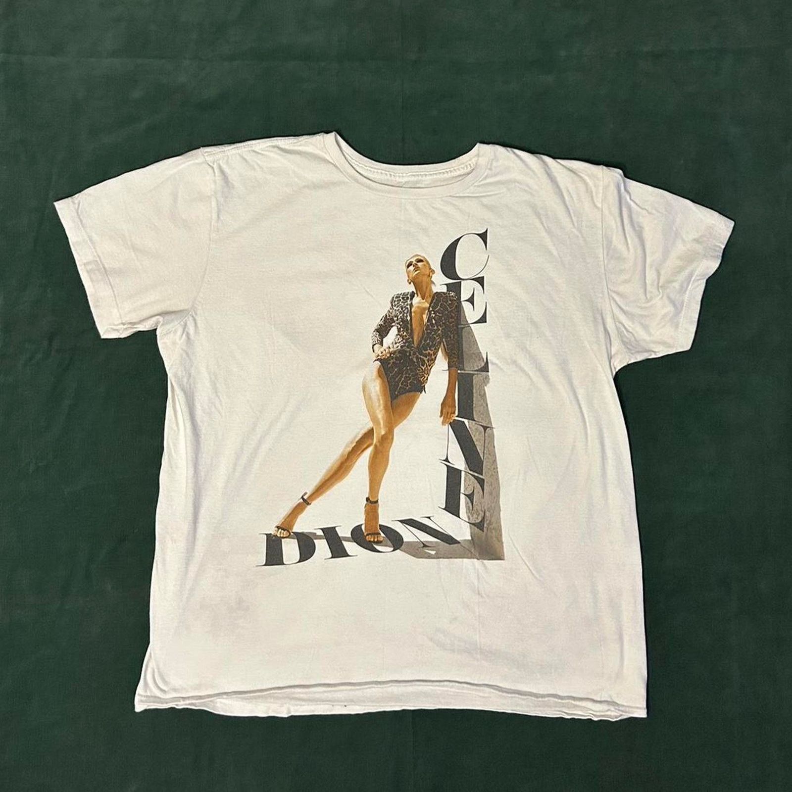 Other 2019 celine dion concert tee Size US XL / EU 56 / 4 - 1 Thumbnail