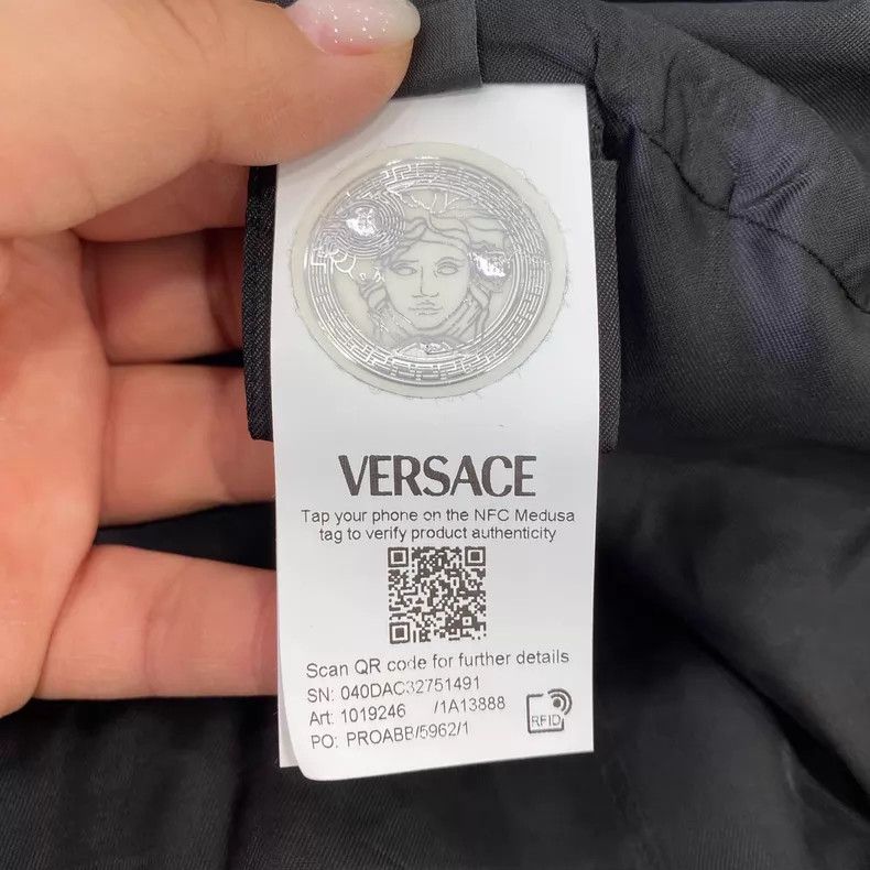 Versace Versace Houndstooth small fragrant jacket Size S / US 4 / IT 40 - 6 Thumbnail