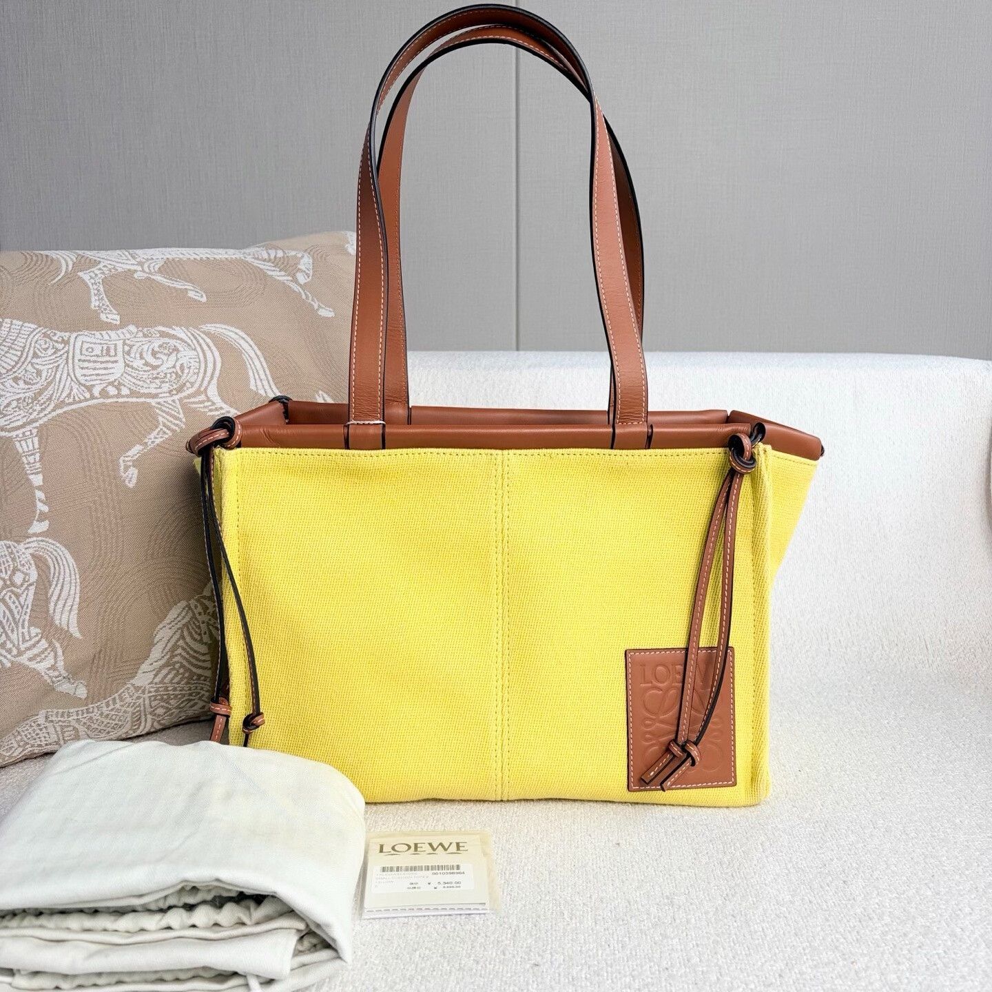 Loewe Pre-loved Bag Very good condition Size ONE SIZE - 1 Thumbnail