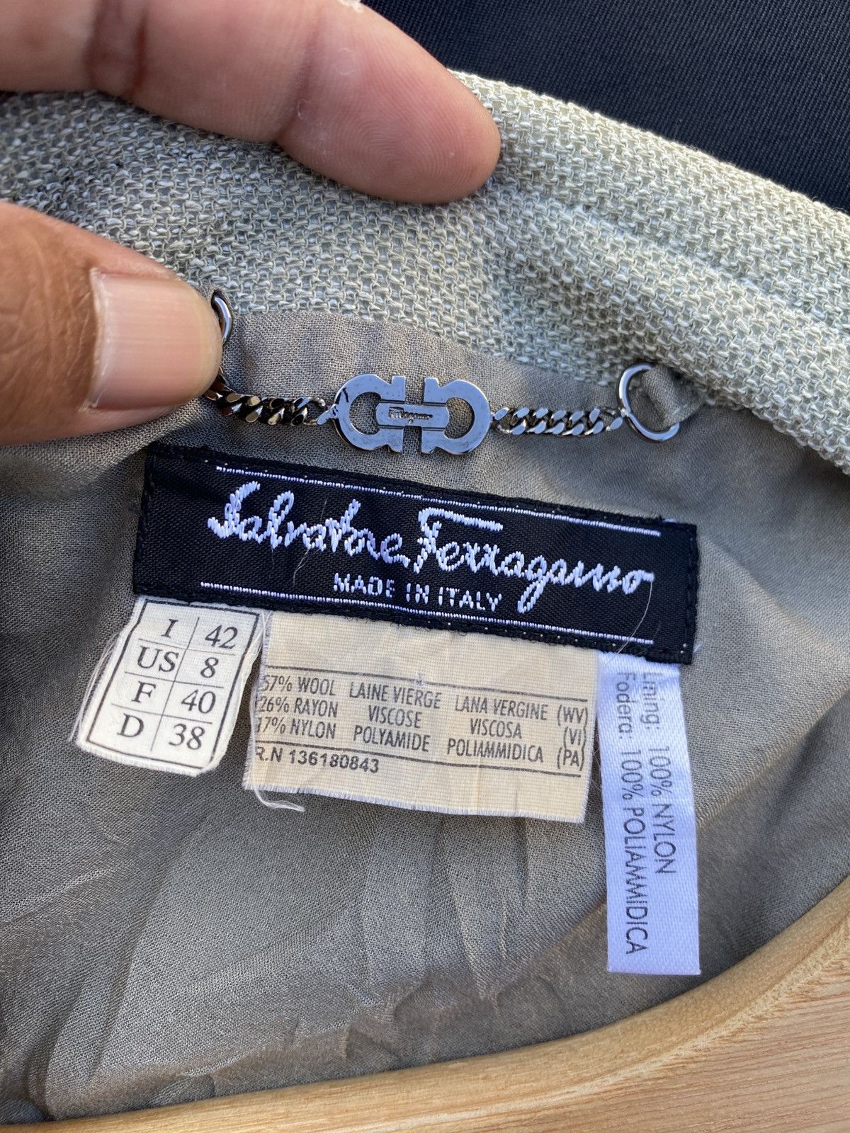 Salvatore Ferragamo Vintage 90s Salvatore Ferragamo Classic Collar Wool Coat Size 34R - 13 Thumbnail