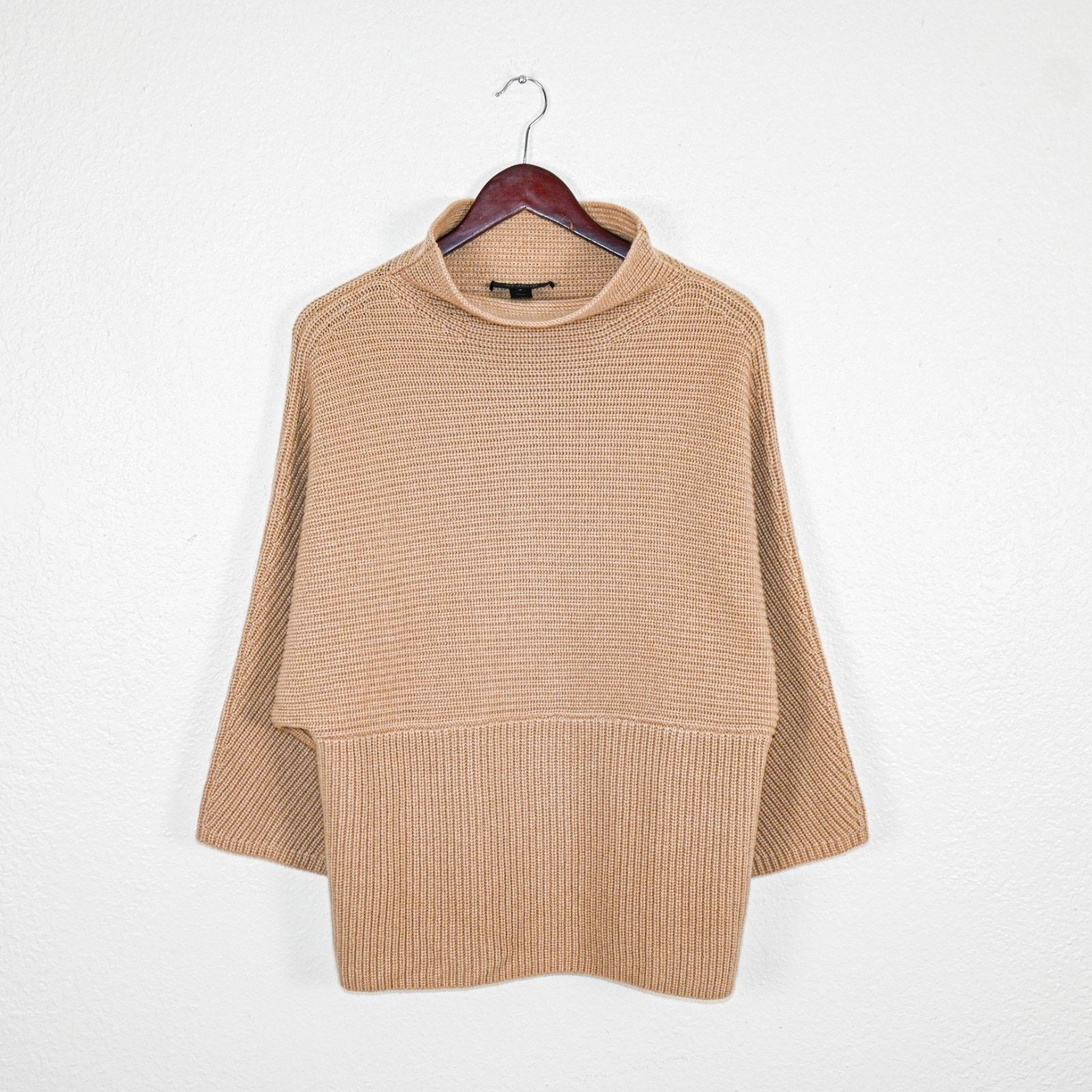 St. John ST. JOHN Medium 100% Cashmere Mock Neck Sweater Beige knit Size M / US 6-8 / IT 42-44 - 6 Thumbnail