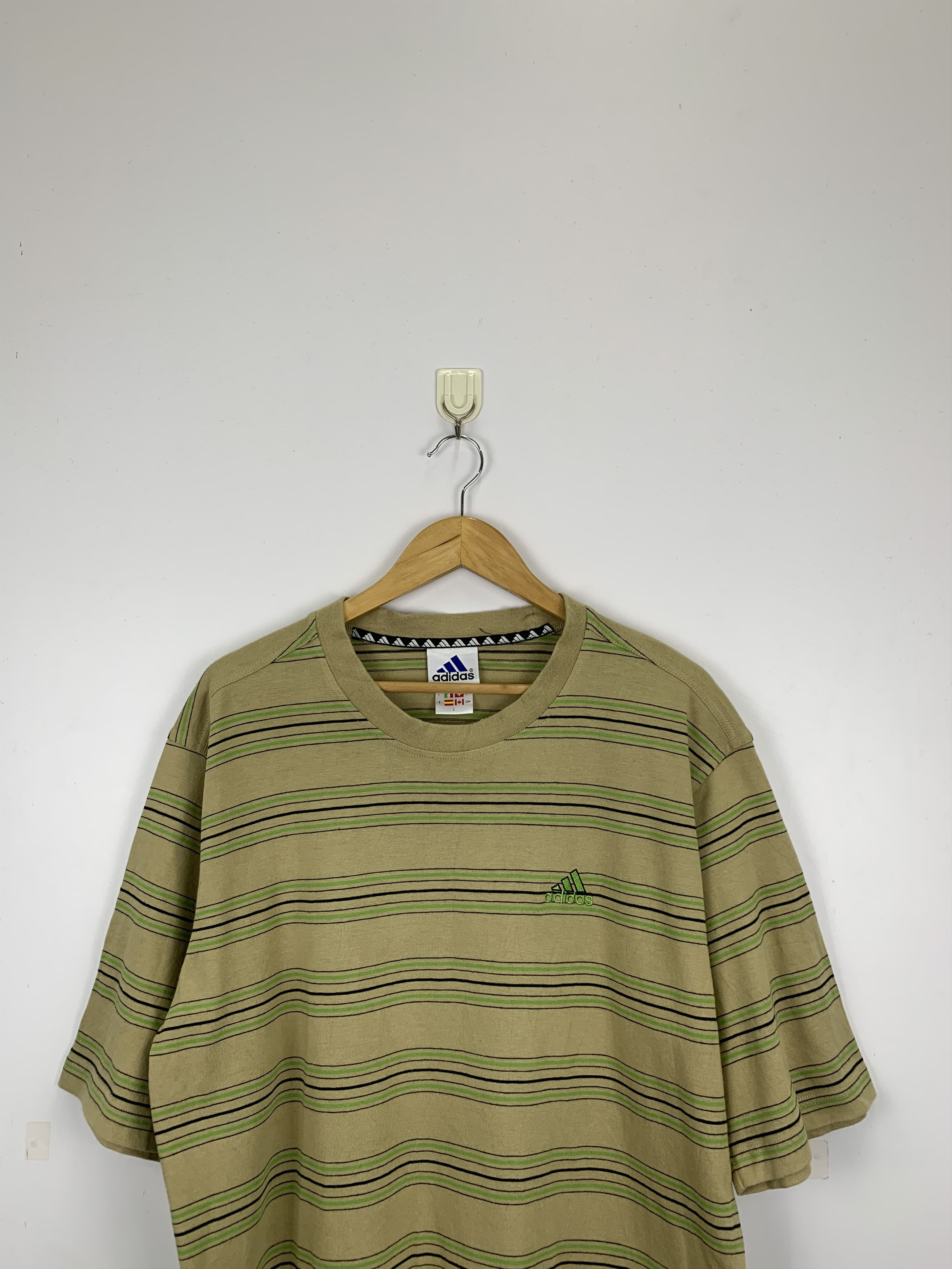 Vintage Vintage 90s Adidas Short Sleeve Stripe T Shirt TA0019 Size US L / EU 52-54 / 3 - 2 Thumbnail
