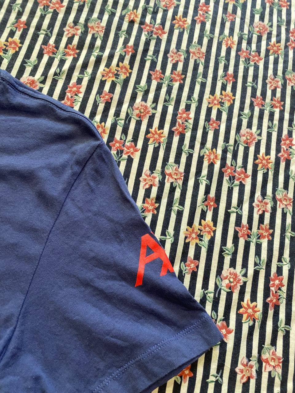Nike Nike Streetwear T-Shirt Y2K Vintage L.F.C. Size US S / EU 44-46 / 1 - 8 Thumbnail