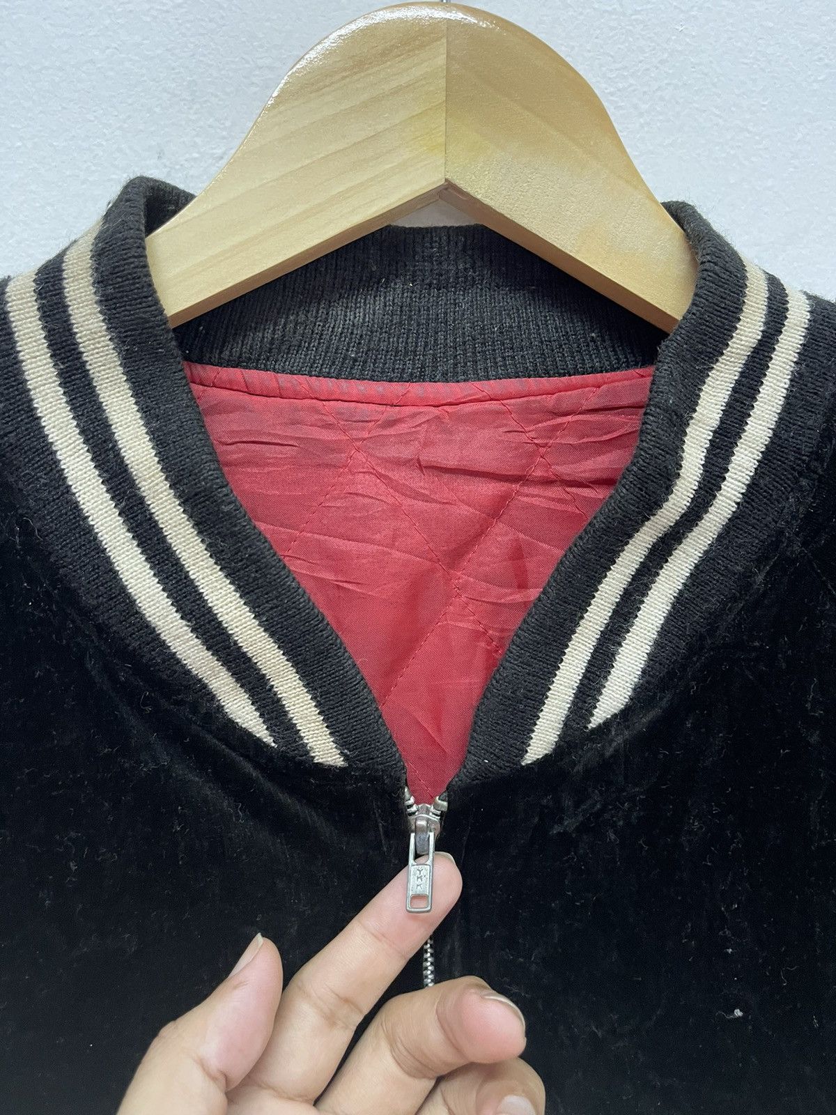 Japanese Brand VINTAGE 80’s JAPAN SOUVENIR HOSHIHIME VELVET DRAGON x EAGLE Size US L / EU 52-54 / 3 - 5 Thumbnail