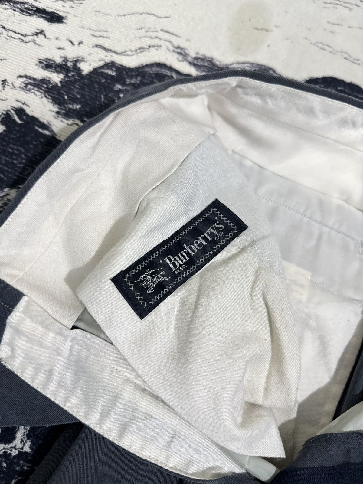 Burberry Vintage burberry sun faded long pants Size US 28 / EU 44 - 5 Thumbnail