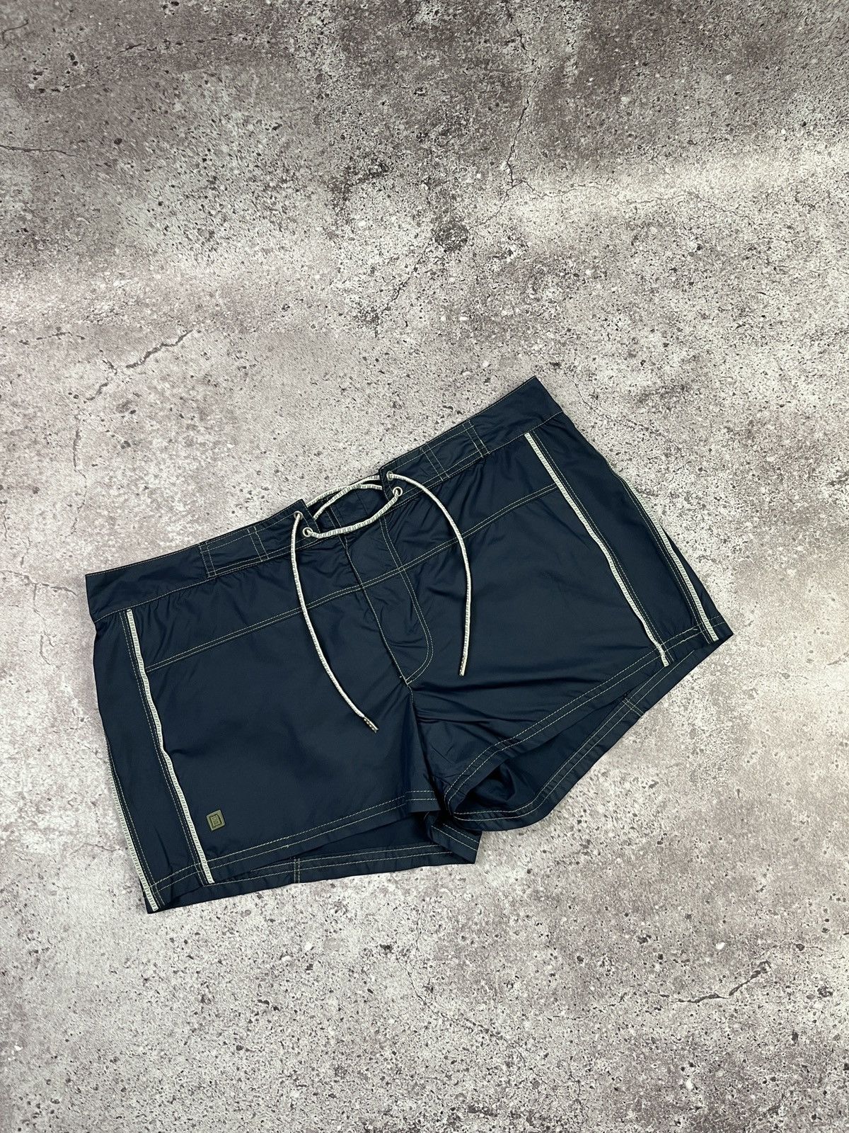 Fendi Fendi Swim Shorts Size 46 Navy FF Monogram Trim Vintage 🇮🇹 Size US 30 / EU 46 - 5 Thumbnail