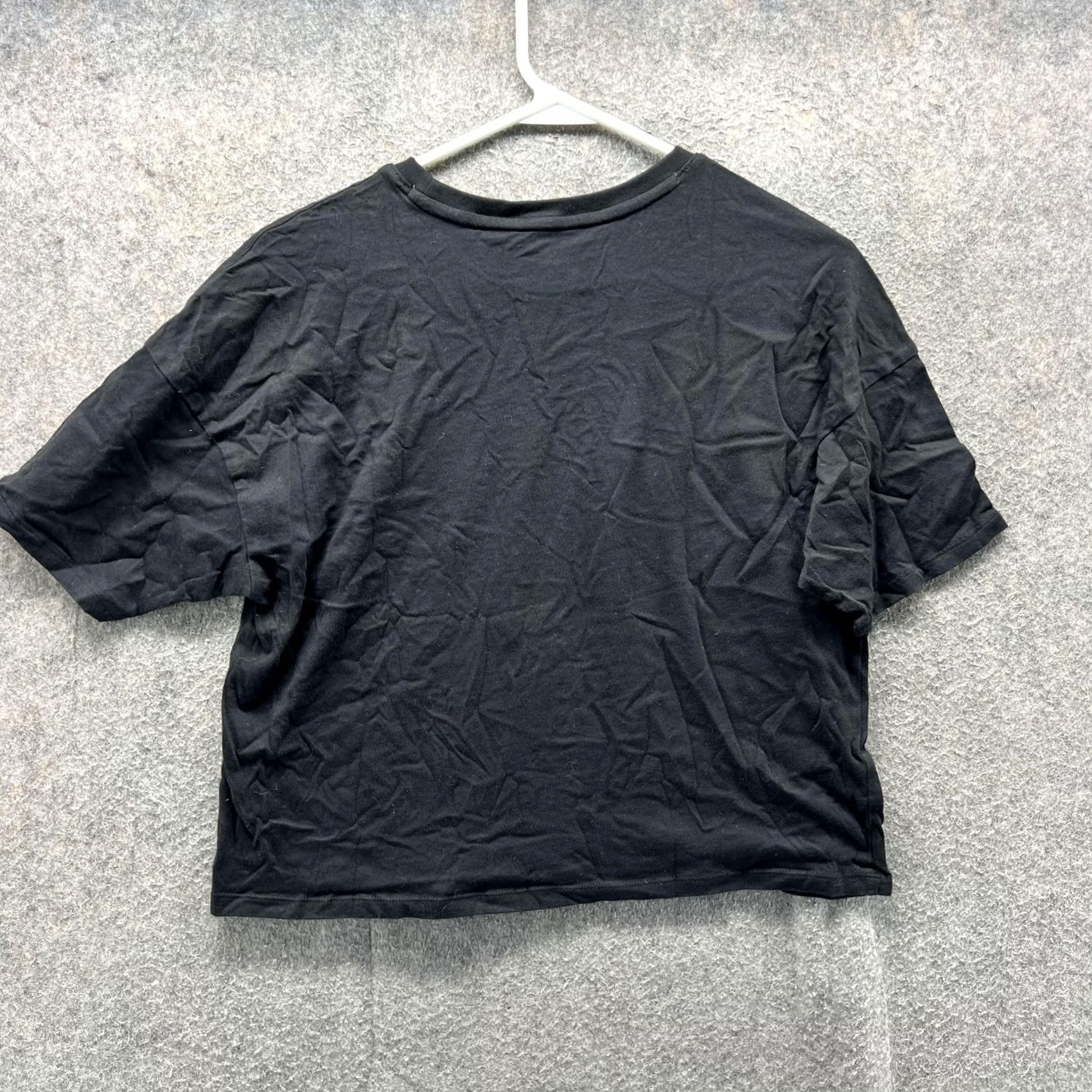 Puma Puma Shirt Womens Small Black Sunflower Pocket Graphic Crop Top Casual Tee Size S / US 4 / IT 40 - 2 Thumbnail