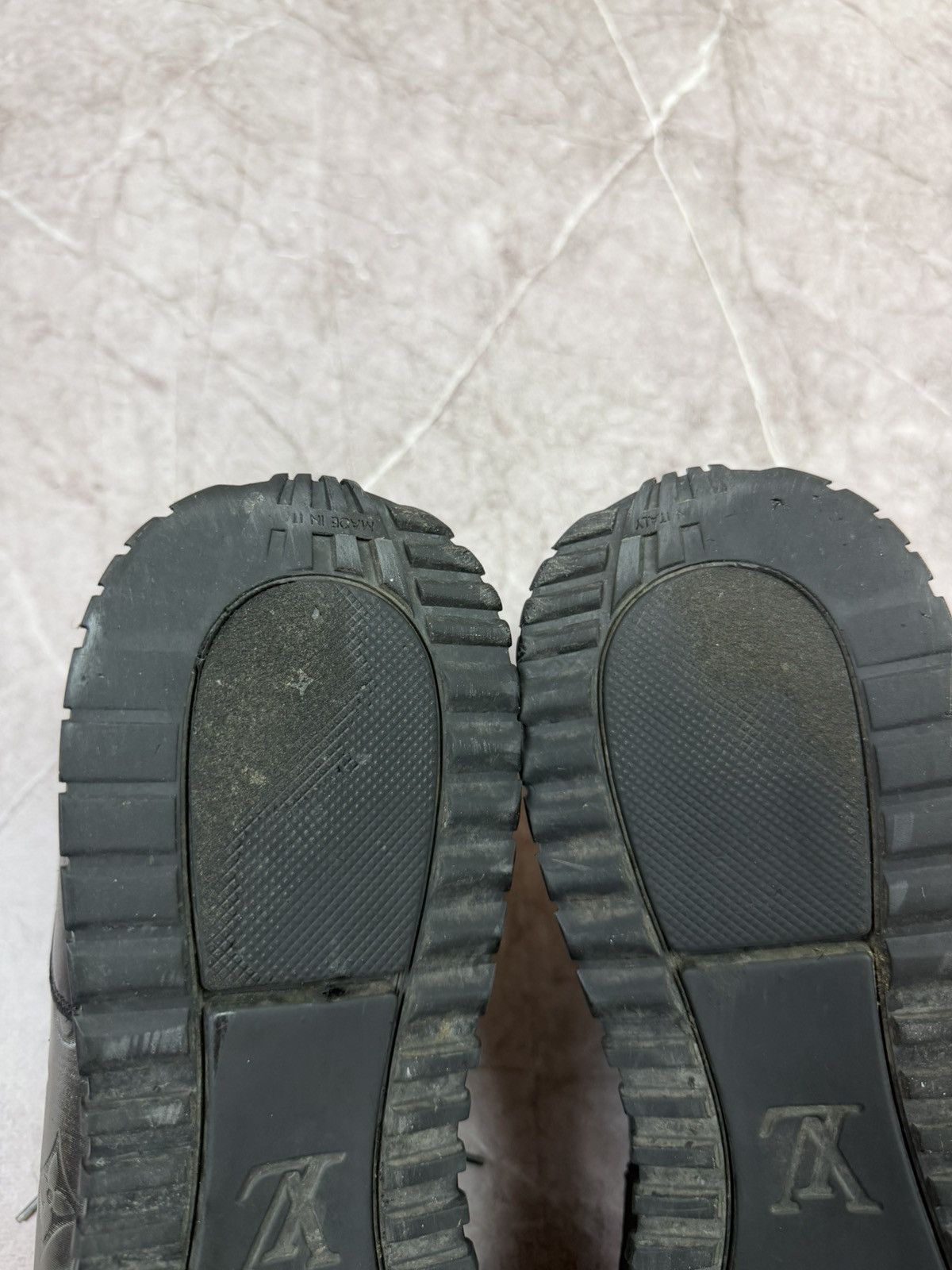 Louis Vuitton Louis Vuitton Run Away Sneaker Black Monogram Leather LV 10 Size US 11 / EU 44 - 14 Thumbnail