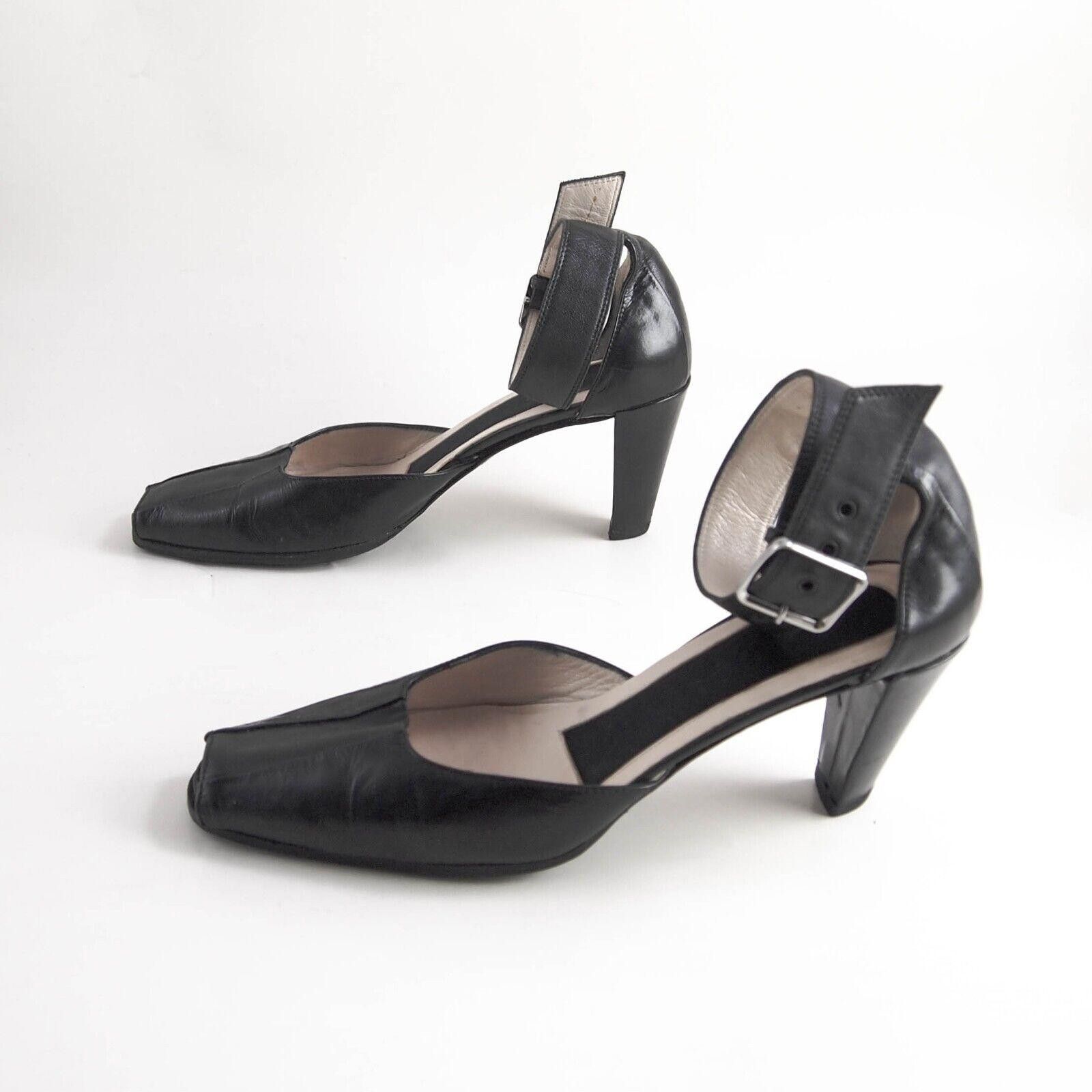 Gucci Gucci Peep Toe Sandals Black Leather Size US 7 EU 37 C Size US 7 / IT 37 - 2 Thumbnail
