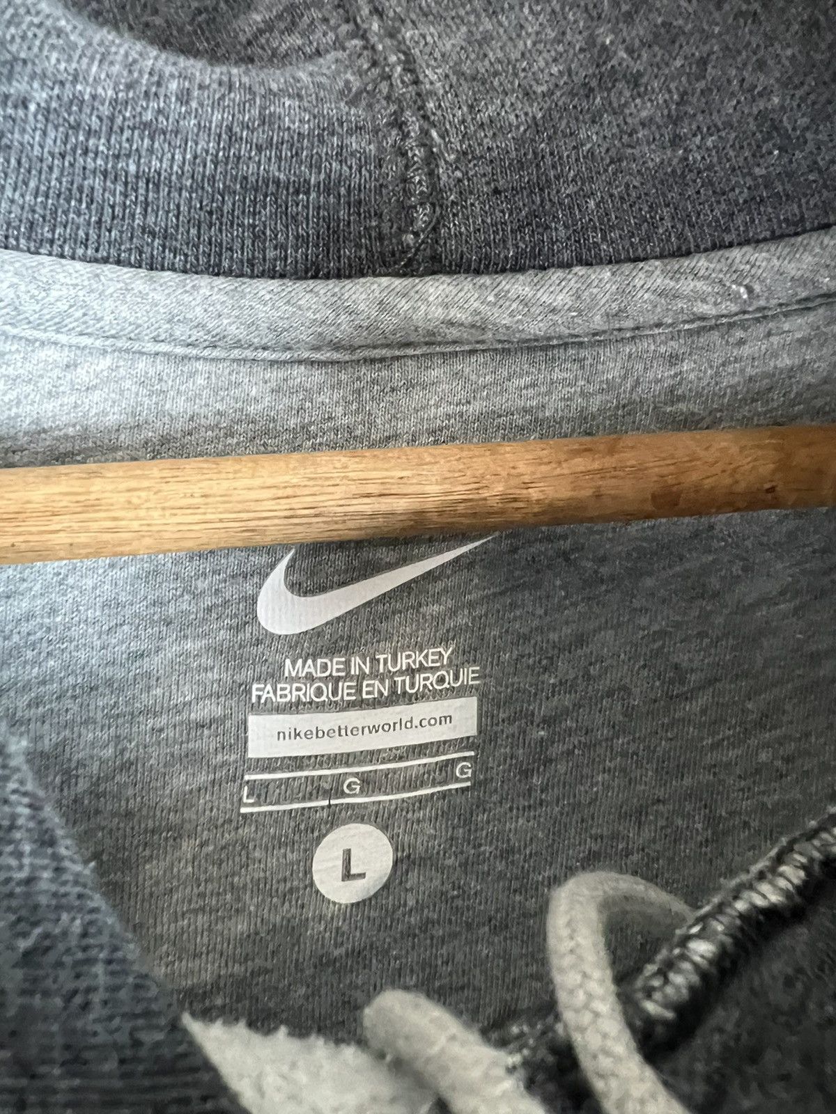 Nike Nike Y2K Spellout Big Logo Back Swoosh Vintage Zip Hoodie L Size US L / EU 52-54 / 3 - 3 Thumbnail