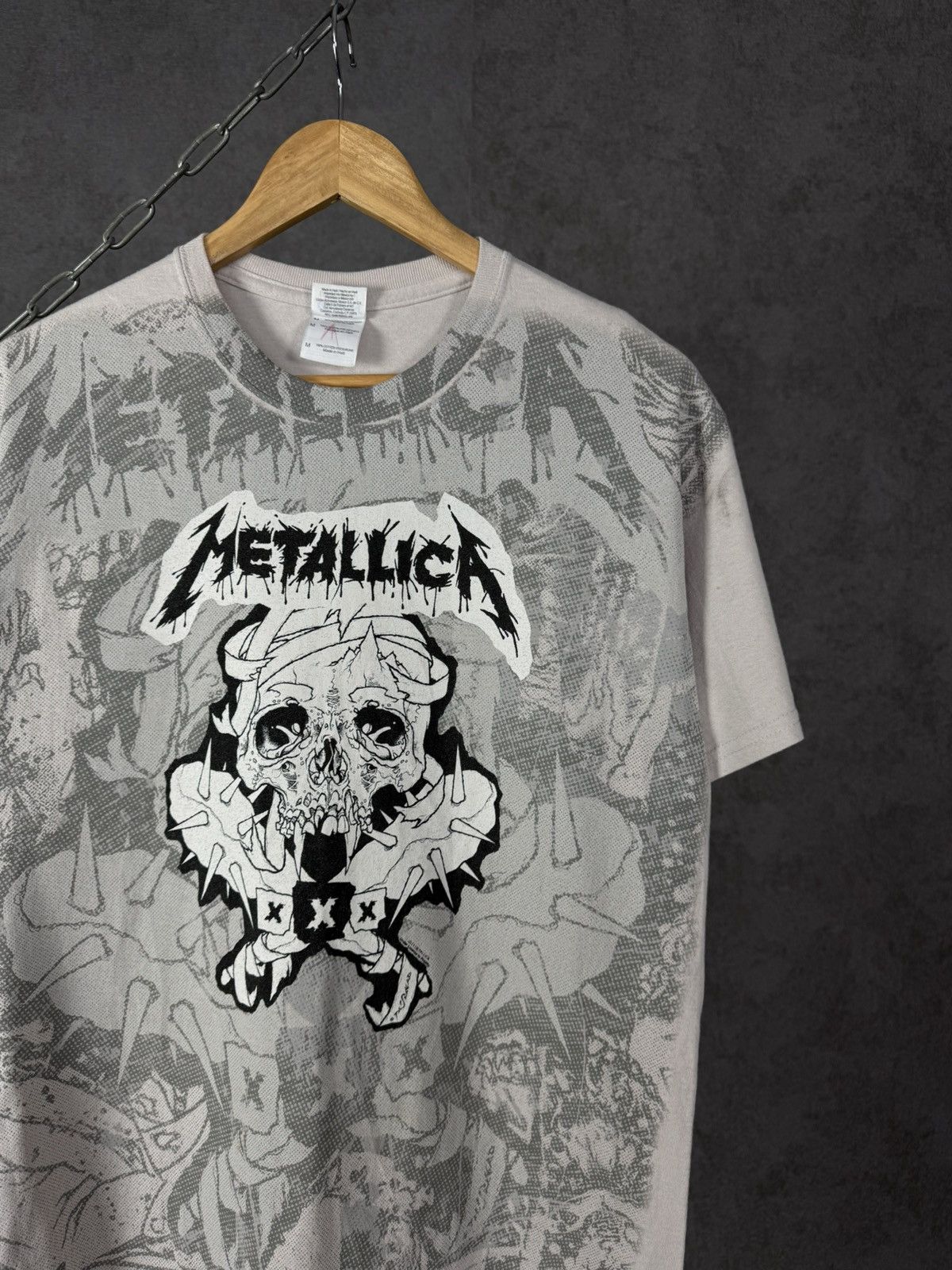Metallica Metallica 2011 skulls vintage rock band tee Size US M / EU 48-50 / 2 - 2 Thumbnail
