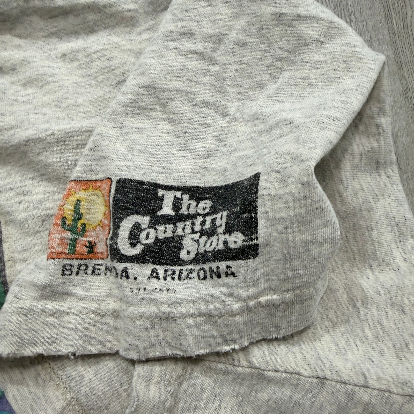 Vintage Vintage Brenda Arizona Wolf Shirt Size Extra Large Gray 90s Size US XL / EU 56 / 4 - 4 Thumbnail