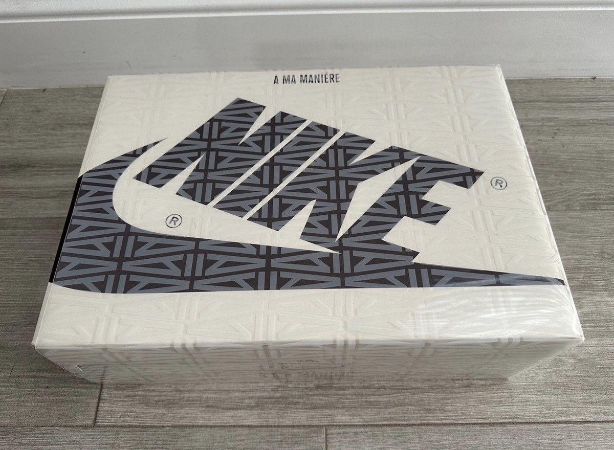 A Ma Maniere × Jordan Brand A Ma Maniere Air Jordan 1 Retro High Sail Burgundy 12 Used Size US 12 / EU 45 - 10 Thumbnail