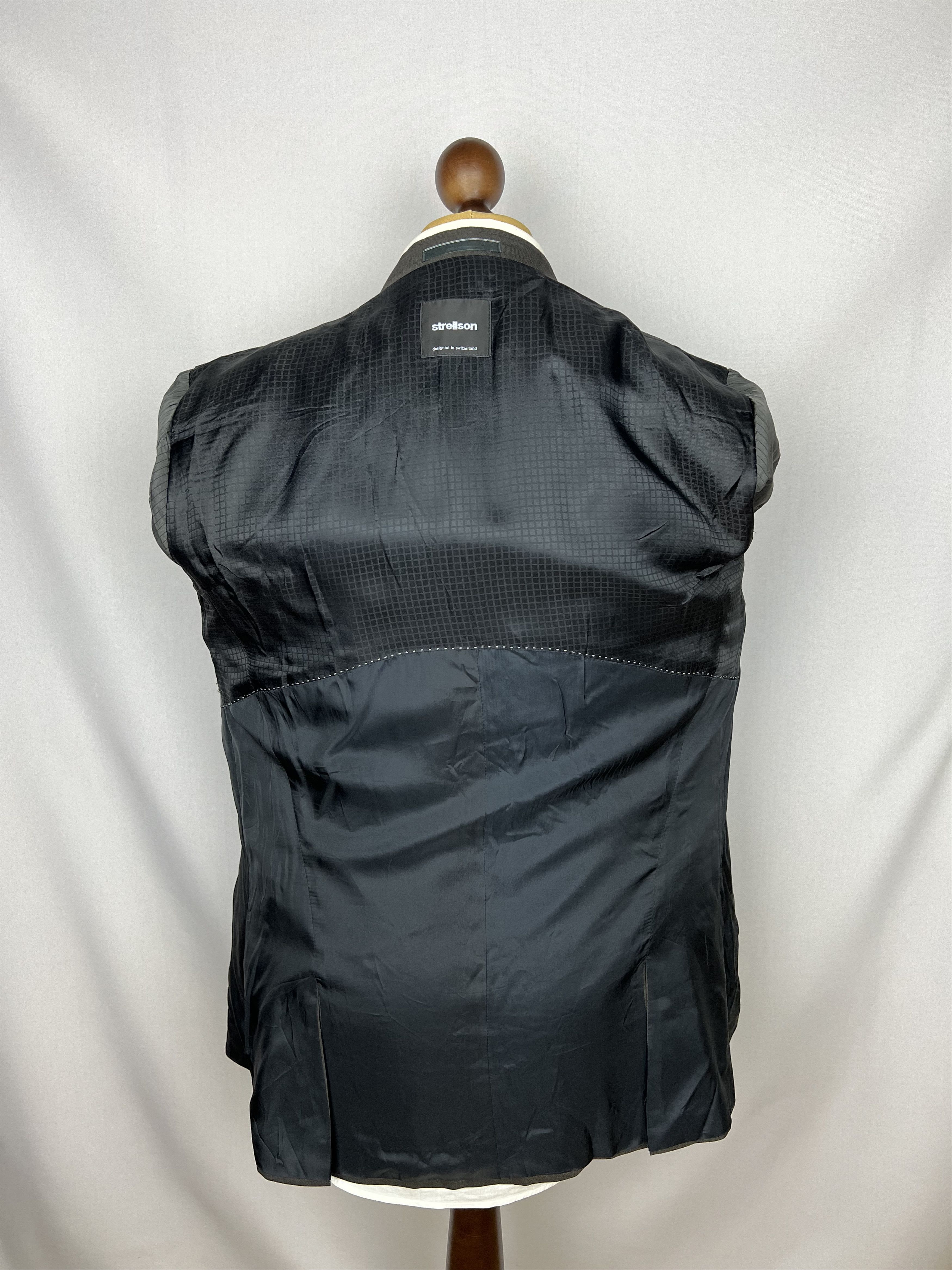 Strellson Solid Gray-Brown Wool Classic Slim-Fit 2 Piece Long Suit Size 40L - 5 Thumbnail