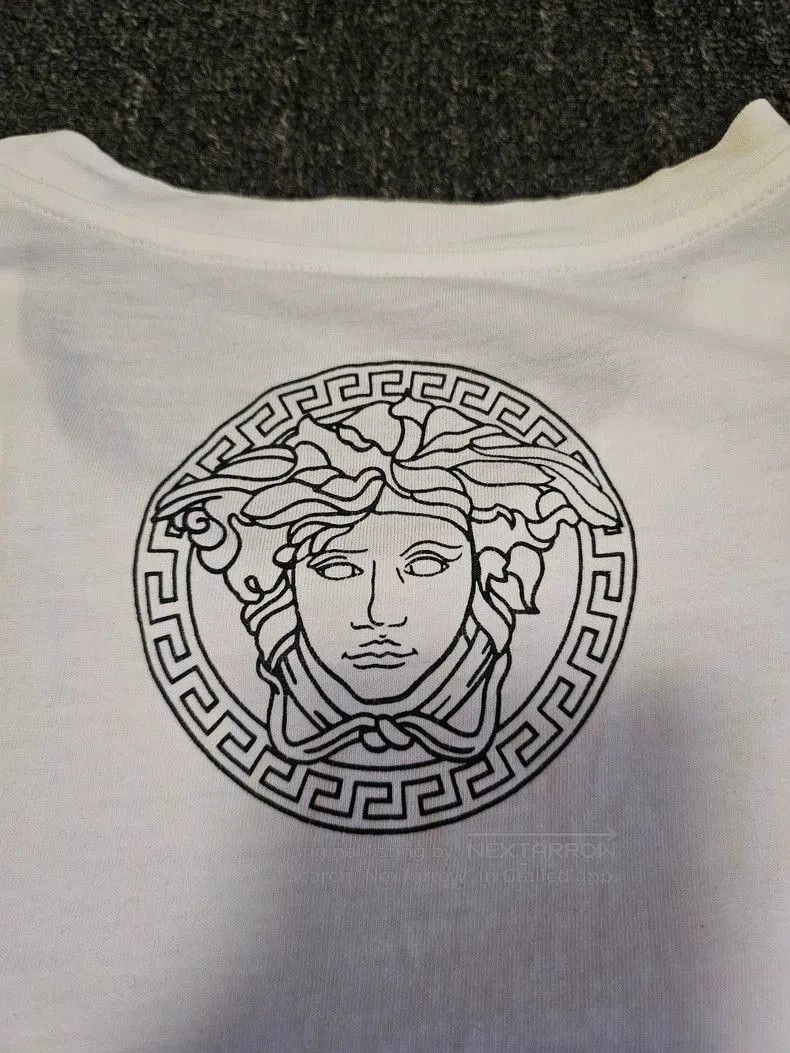 Versace Versace White Short Sleeve T. Size US L / EU 52-54 / 3 - 5 Thumbnail