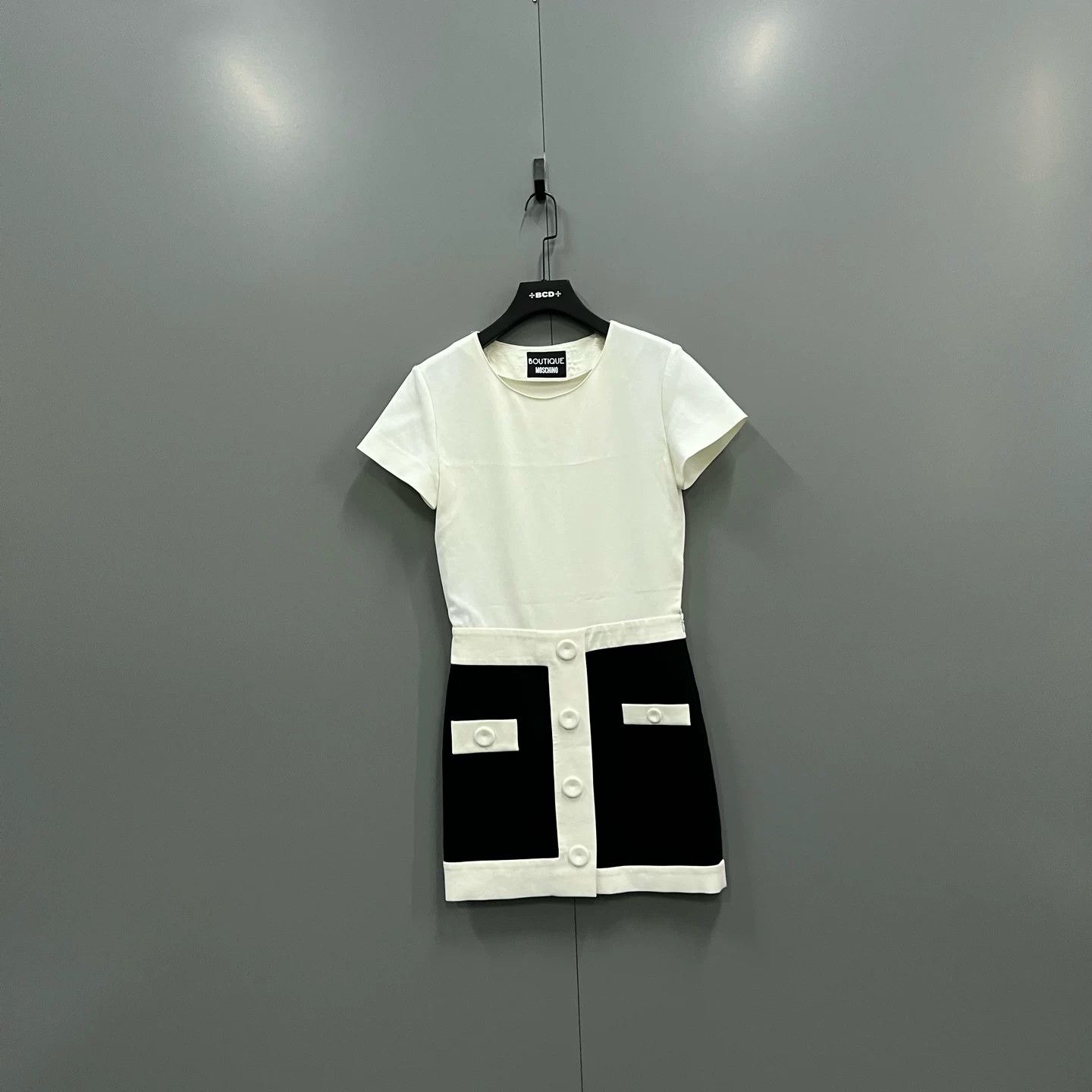 Moschino MOSCHINO Black White Short Sleeve Dress Size S / US 4 / IT 40 - 1 Thumbnail