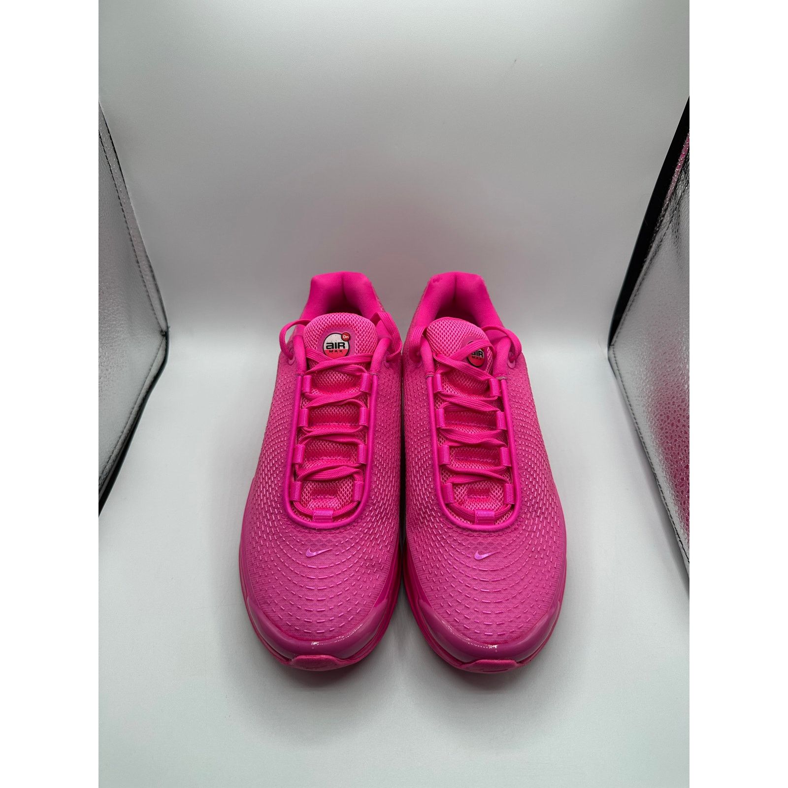 Nike Nike Air Max DN Wmns “Laser Fuchsia” size 7.5w Size US 7.5 / IT 37.5 - 2 Thumbnail