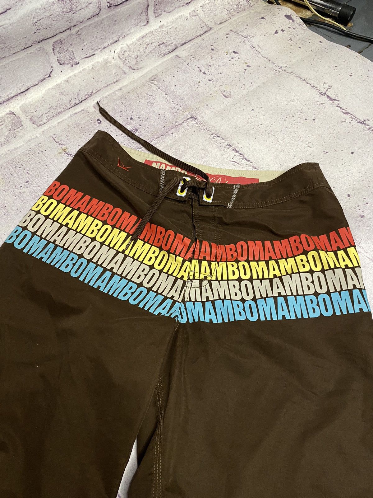 Mambo MENS Mambo Brown Overprint Surf Shorts streetwear Size US 32 / EU 48 - 2 Thumbnail