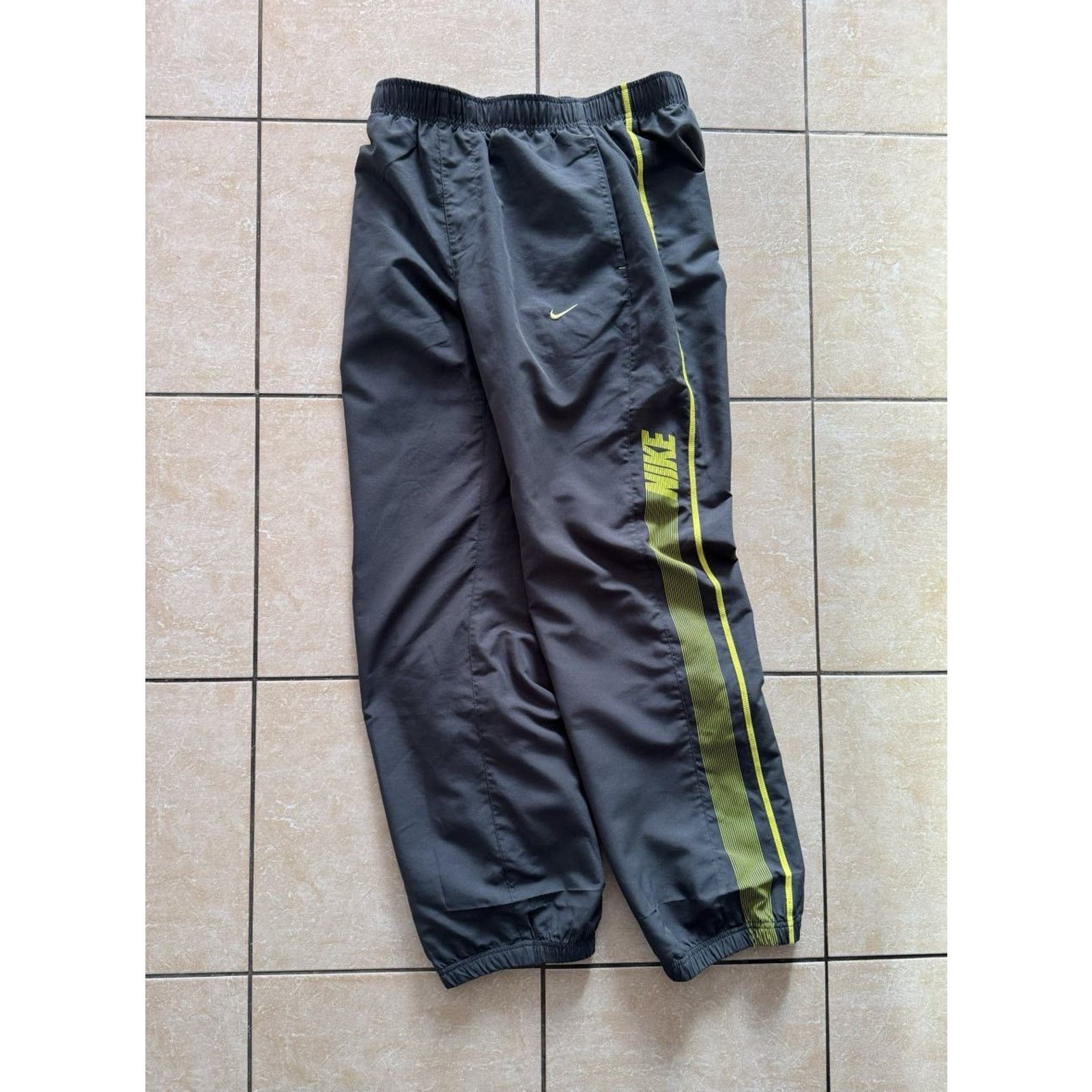 Nike Vintage Nike Embroidered Swoosh Track Sweatpants Size US 32 / EU 48 - 1 Thumbnail
