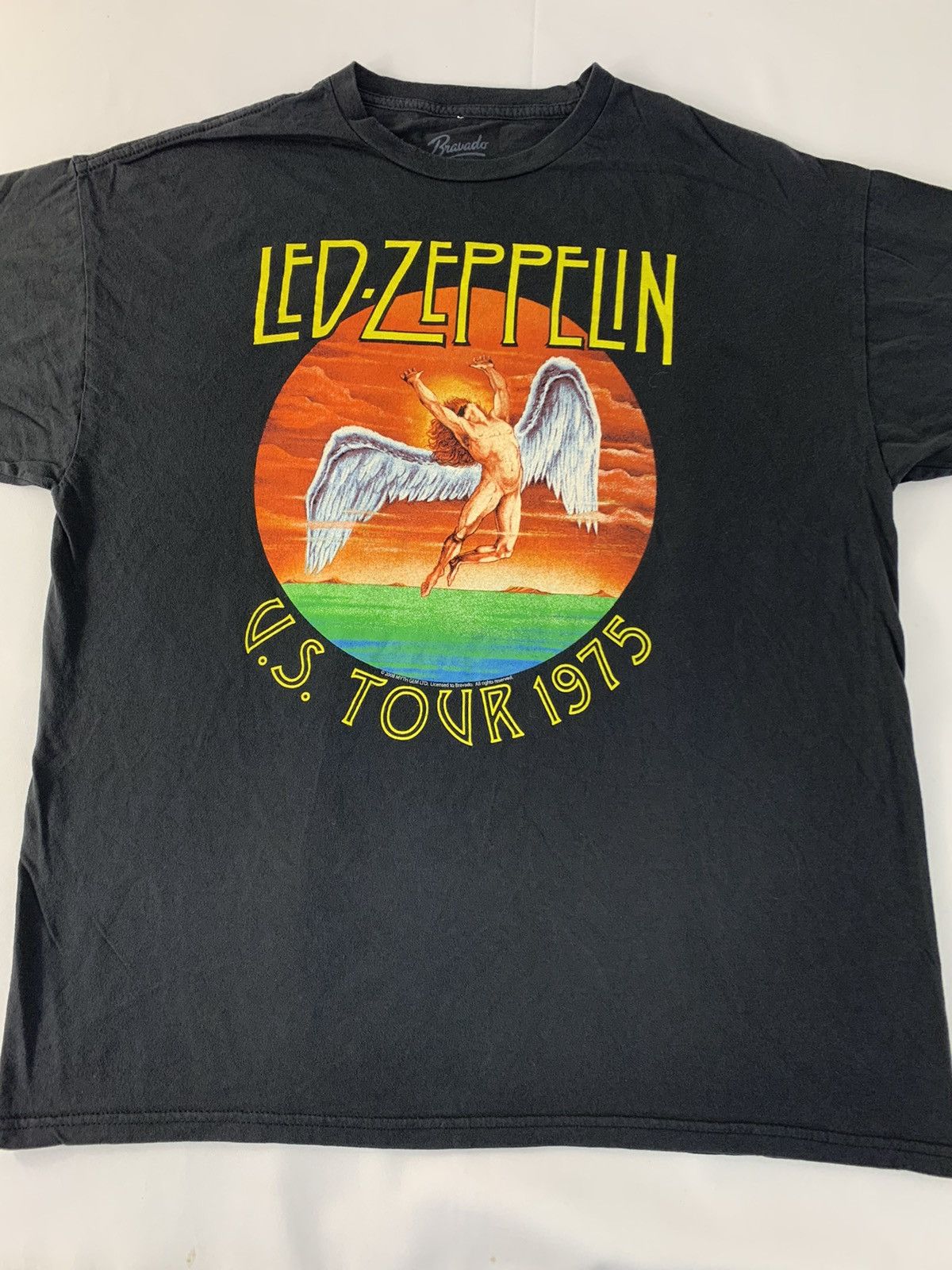 Band Tees 90s Led Zeppelin Bravado Myth Album Us Tour 1975 Printed Tee Size US XL / EU 56 / 4 - 3 Thumbnail