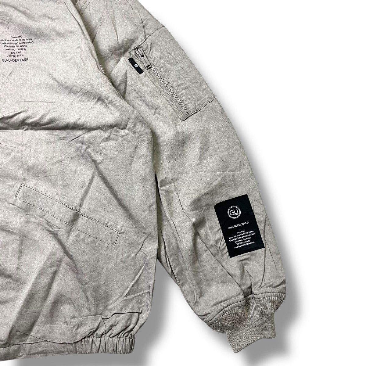 Undercover RARE Archive Japan 🖤 GU × UNDERCOVER Skull Bomber Jacket Size US L / EU 52-54 / 3 - 5 Thumbnail