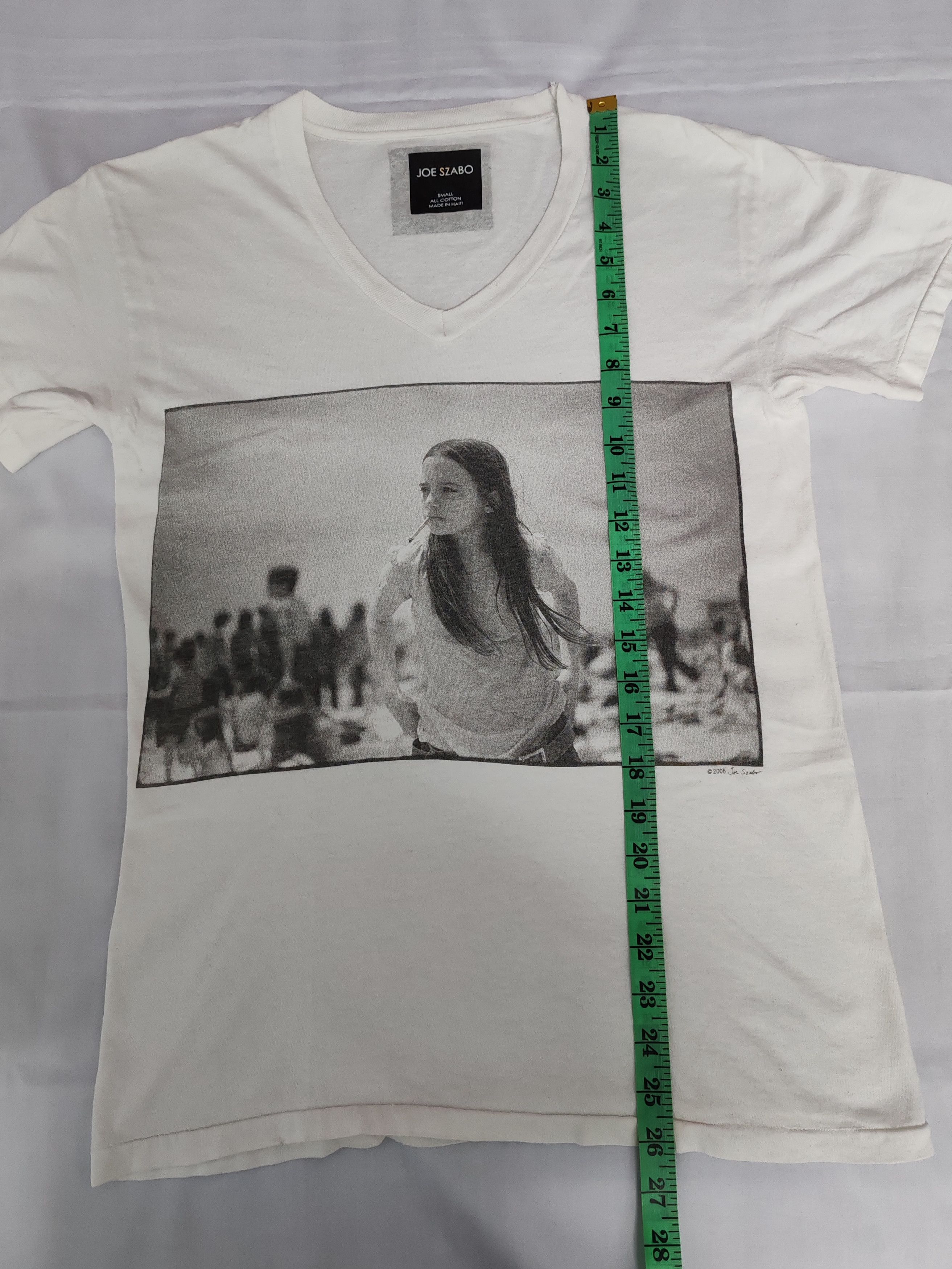 Band Tees Vintage Joseph Szabo Dinasour Jr Photo Tee Nirvana Hole Size US S / EU 44-46 / 1 - 7 Thumbnail