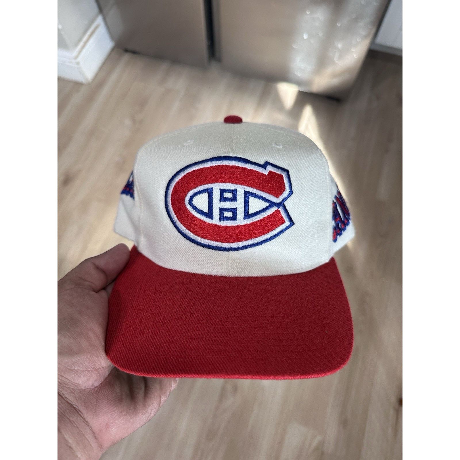 Sports Specialties Vintage Canadiens Sports Specialties Sidewave Snapback Hat Size ONE SIZE - 1 Thumbnail