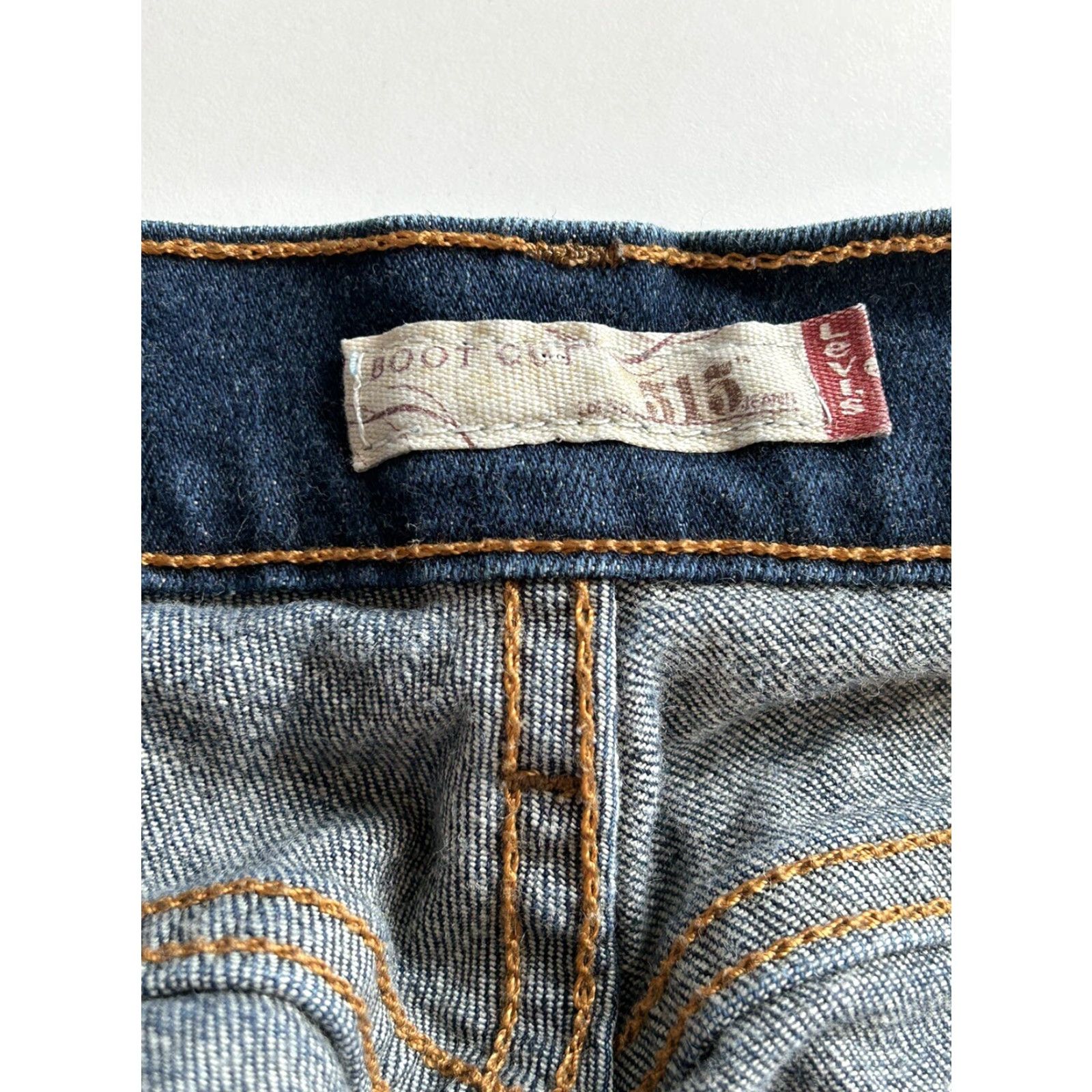 Levi's **Levi's Women's 515 Blue Bootcut Jeans Medium** User: **Women's Levi's 515 Blue Medium Bootcut Jeans** Size 38" / US 16 / IT 52 - 6 Thumbnail