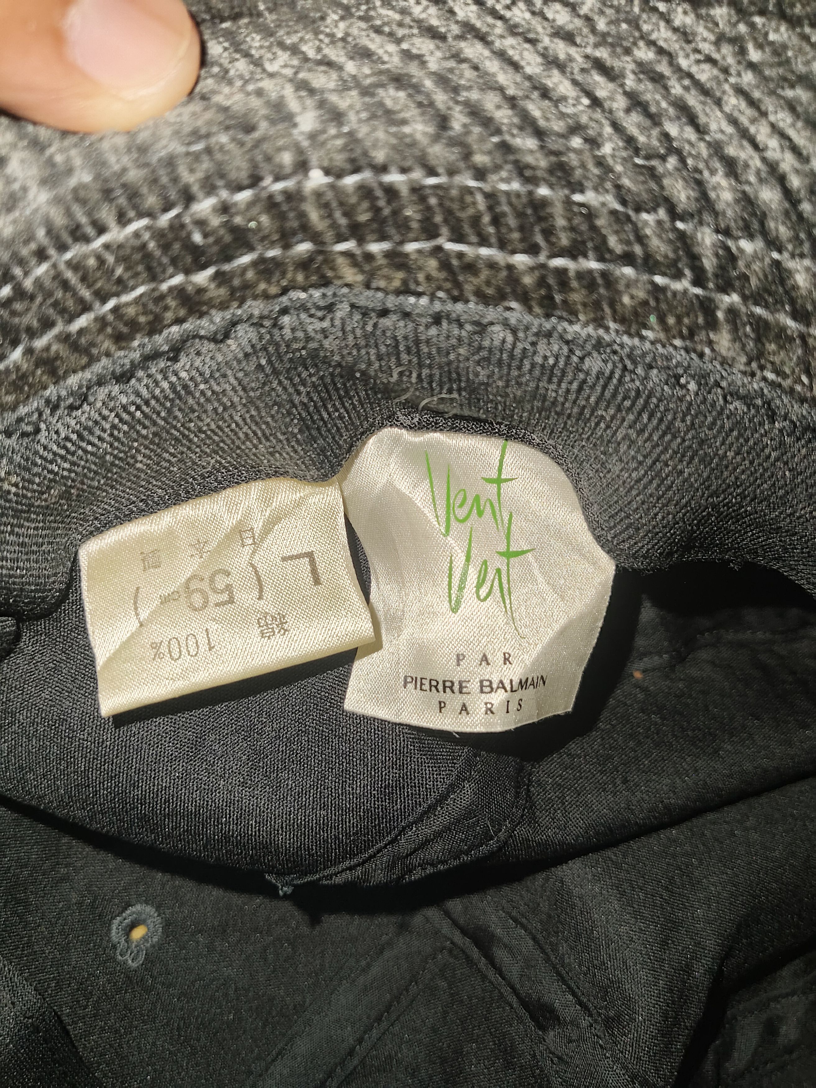 Pierre Balmain PIERRE BALMAIN VENT VENT Corduroy Bucket Hat Size ONE SIZE - 8 Thumbnail
