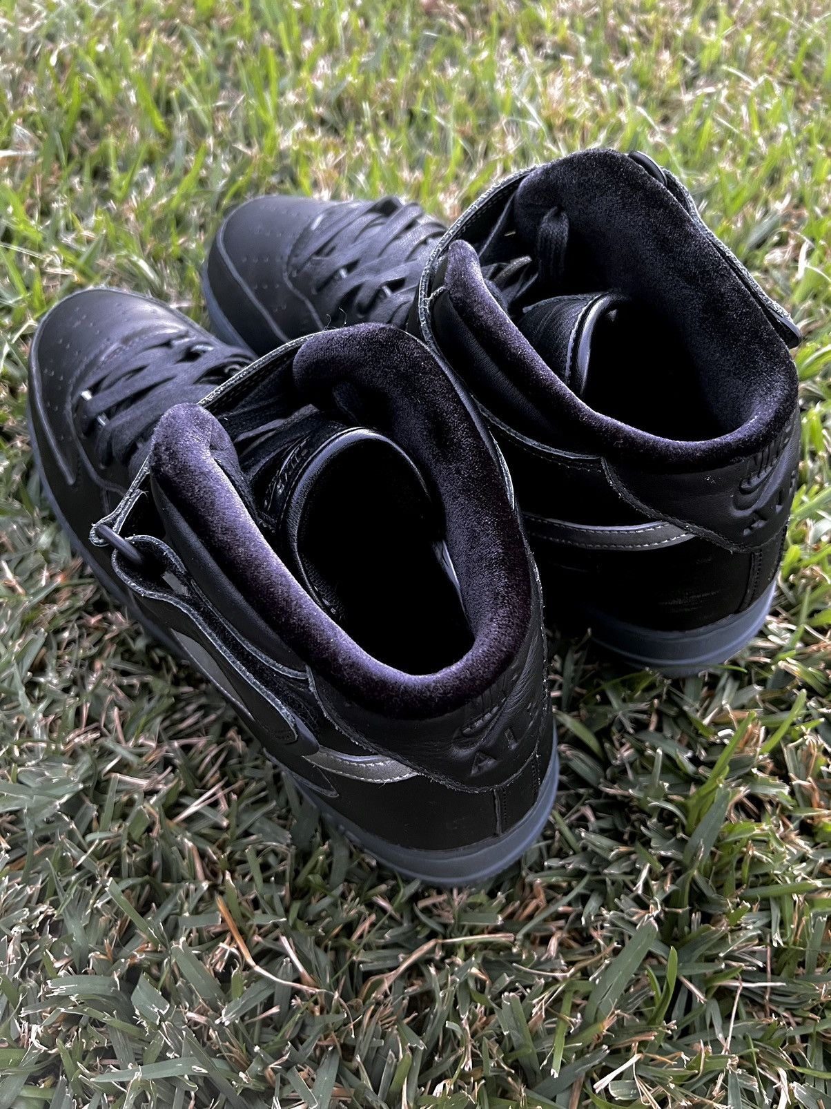 Nike CLEAN Nike Air Force 1 Mid Lux Velvet size 13 Black Shoes Size US 13 / EU 46 - 8 Thumbnail