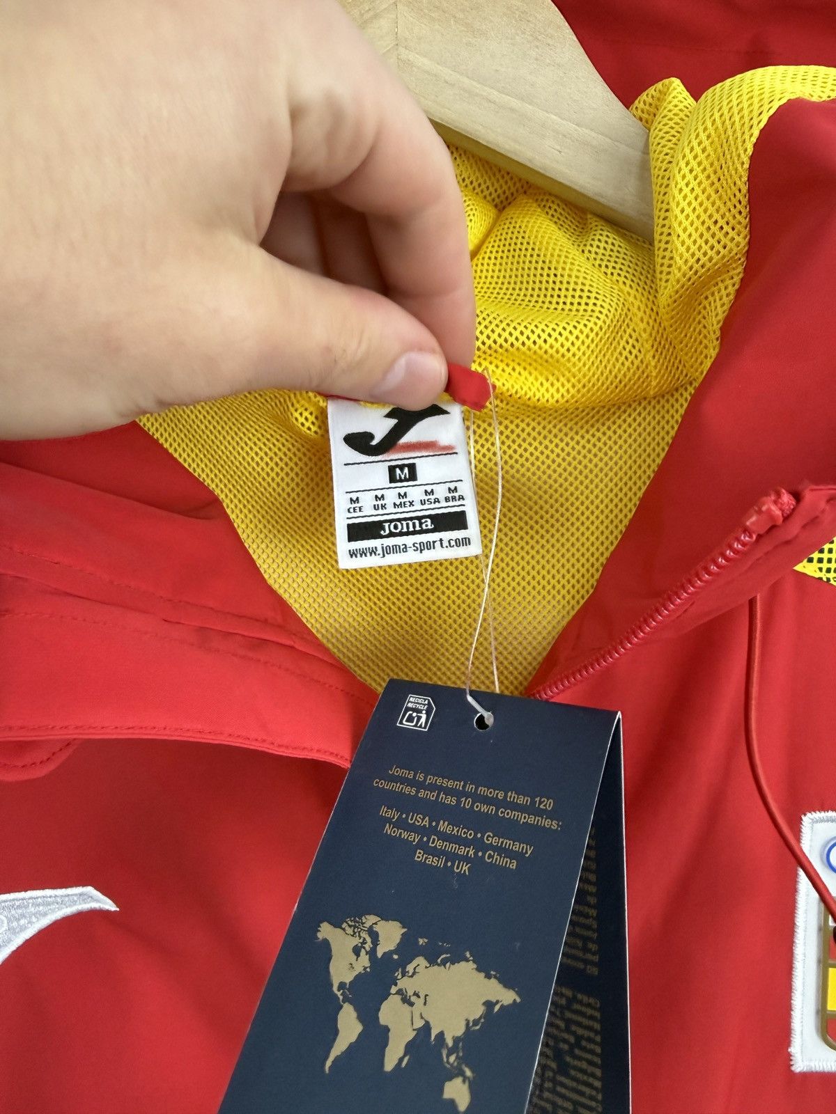 Joma NEW❗️🇪🇸 Joma Spain 2026 Olympic Team Official Jacket España Size US M / EU 48-50 / 2 - 12 Thumbnail