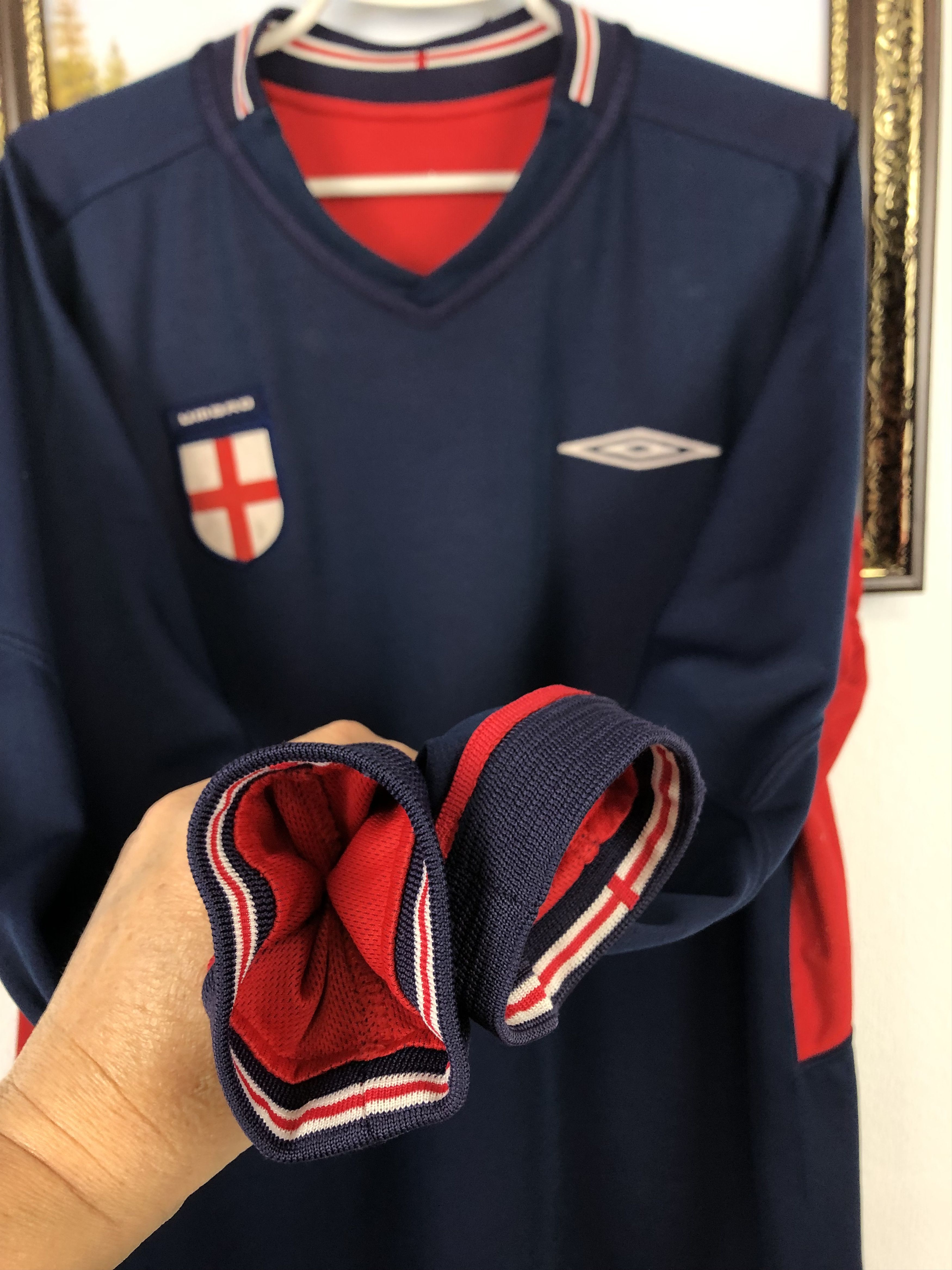 Umbro × Vintage England football shirt 2002 Reversible Long Sleeve Jersey Size US L / EU 52-54 / 3 - 19 Thumbnail