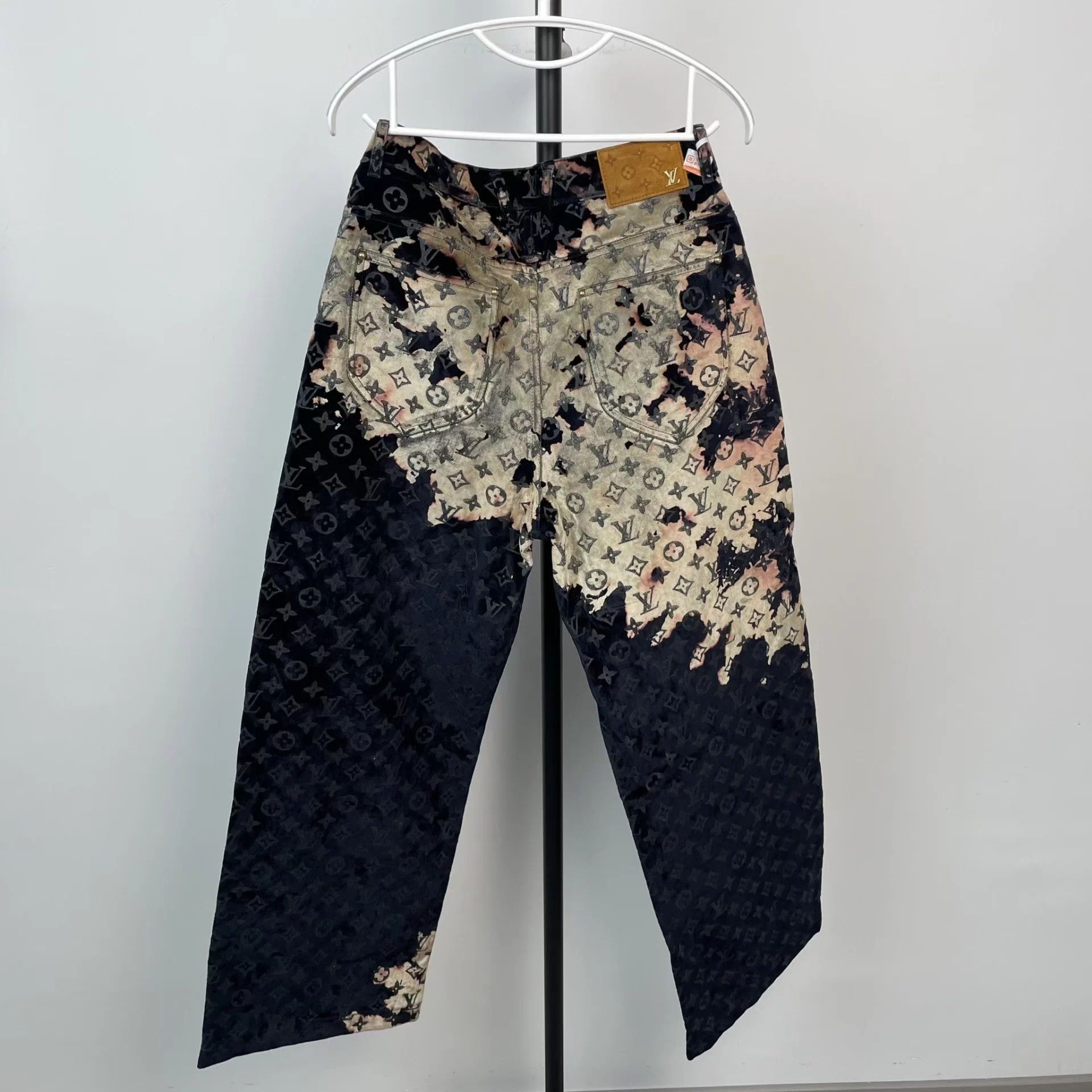 Louis Vuitton LV Cotton Flaming Cloud Men's Black Jeans 30 Size US 30 / EU 46 - 2 Thumbnail