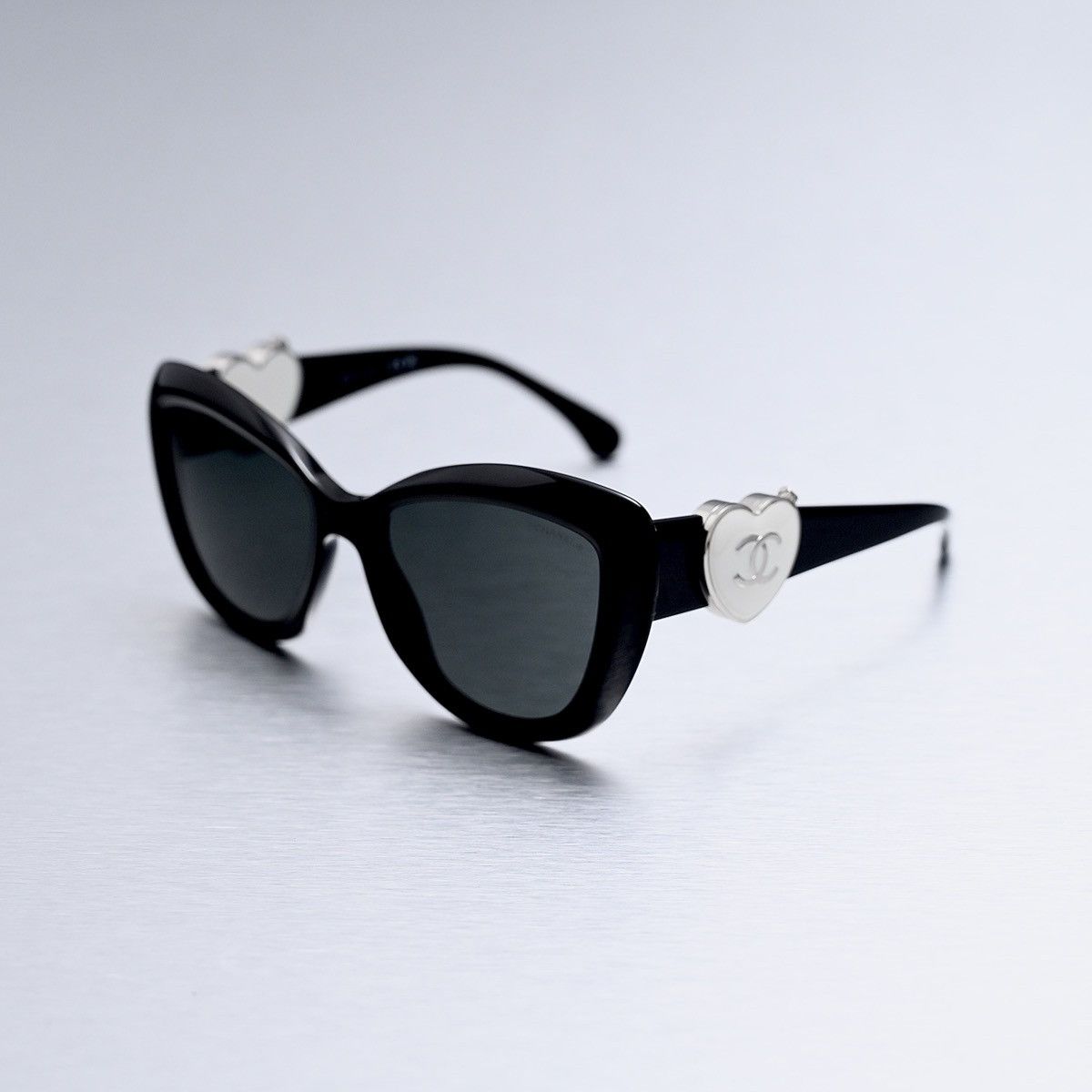 Chanel CHANEL 0CH5517 C501S4 SUNGLASSES Size ONE SIZE - 1 Thumbnail