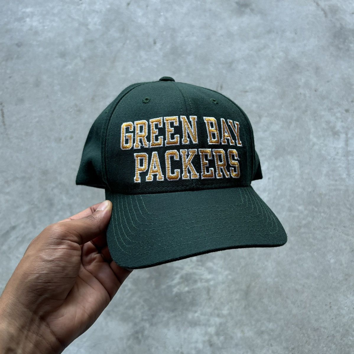 Champion × NFL × Vintage vintage 90s CHAMPION NFL GREEN BAY PACKERS Spellout Logo hat Size ONE SIZE - 1 Thumbnail