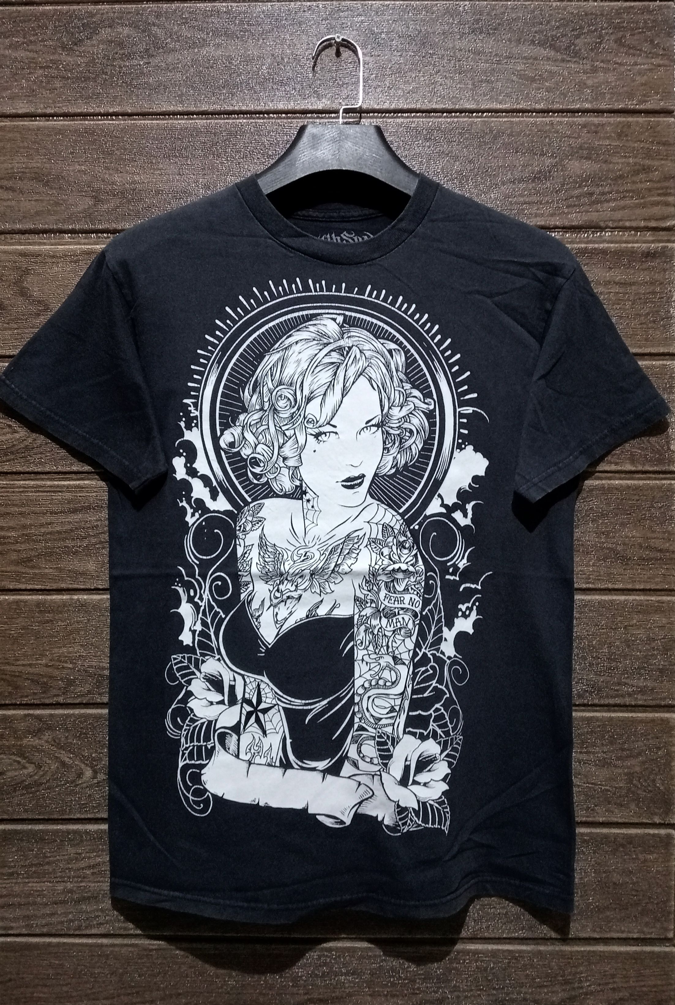 Seditionaries Fifth Sun Fear No Man Graphic Tatoo Girl Tee Size US M / EU 48-50 / 2 - 1 Thumbnail