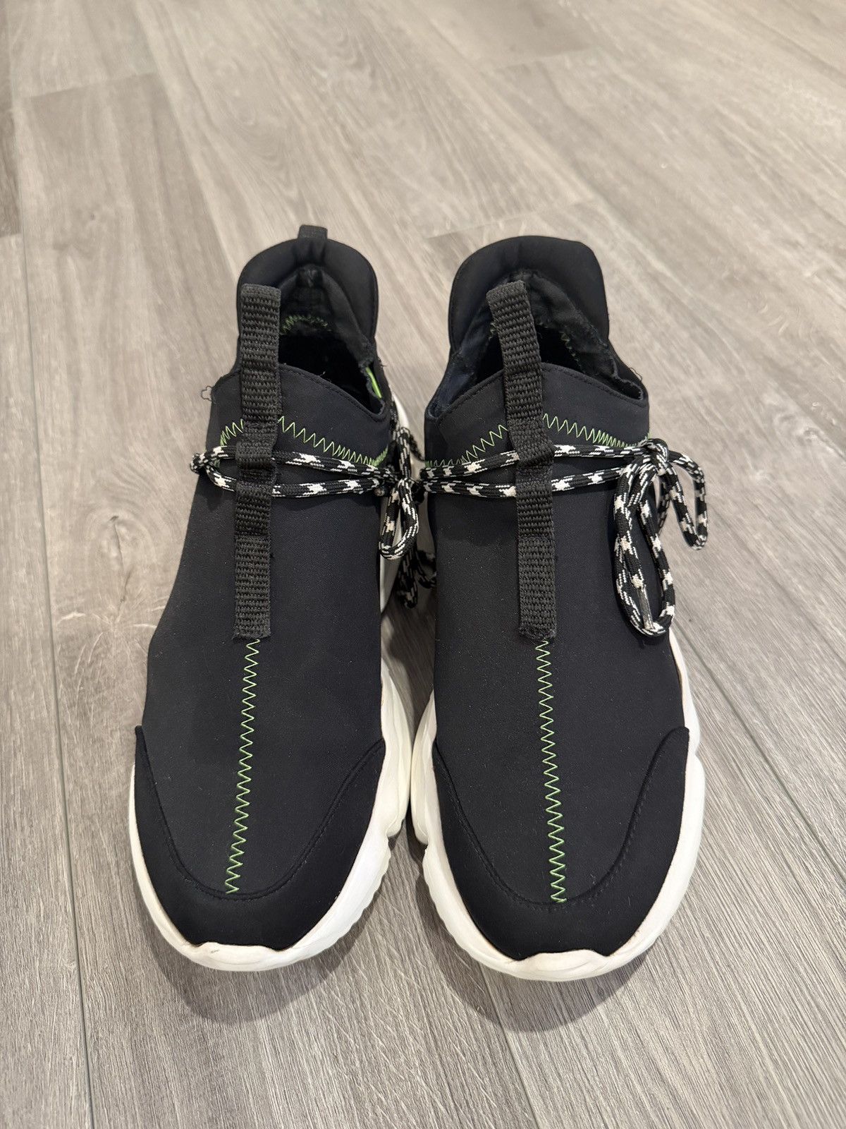 John Geiger 002 Low By John Geiger Size US 10 / EU 43 - 1 Thumbnail