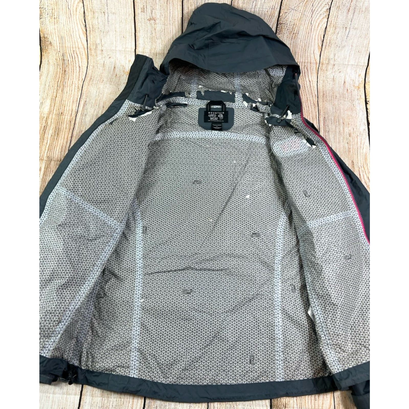 Mountain Hardwear Mountain Hardwear Dry Q Evap Jacket Full Zip Hooded Women's Small Gray Size S / US 4 / IT 40 - 6 Thumbnail