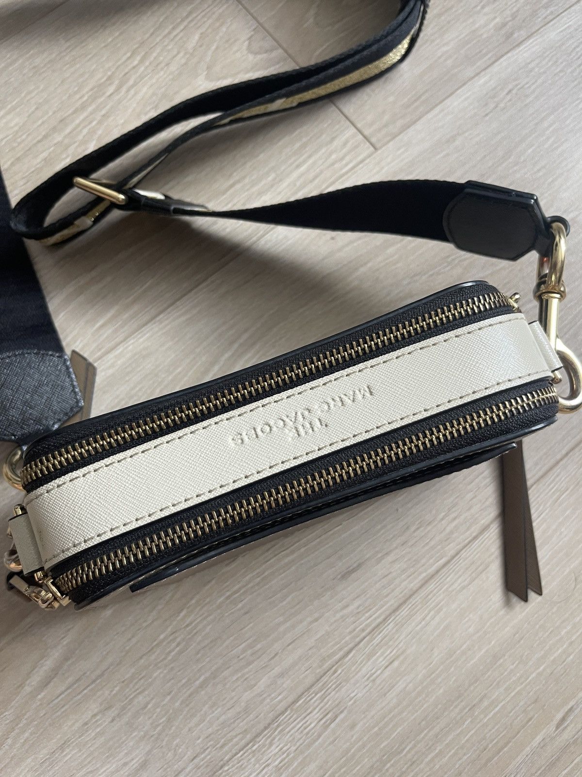 Marc Jacobs MARC JACOBS THE SNAPSHOT Shoulder Bag Brown Size ONE SIZE - 4 Thumbnail