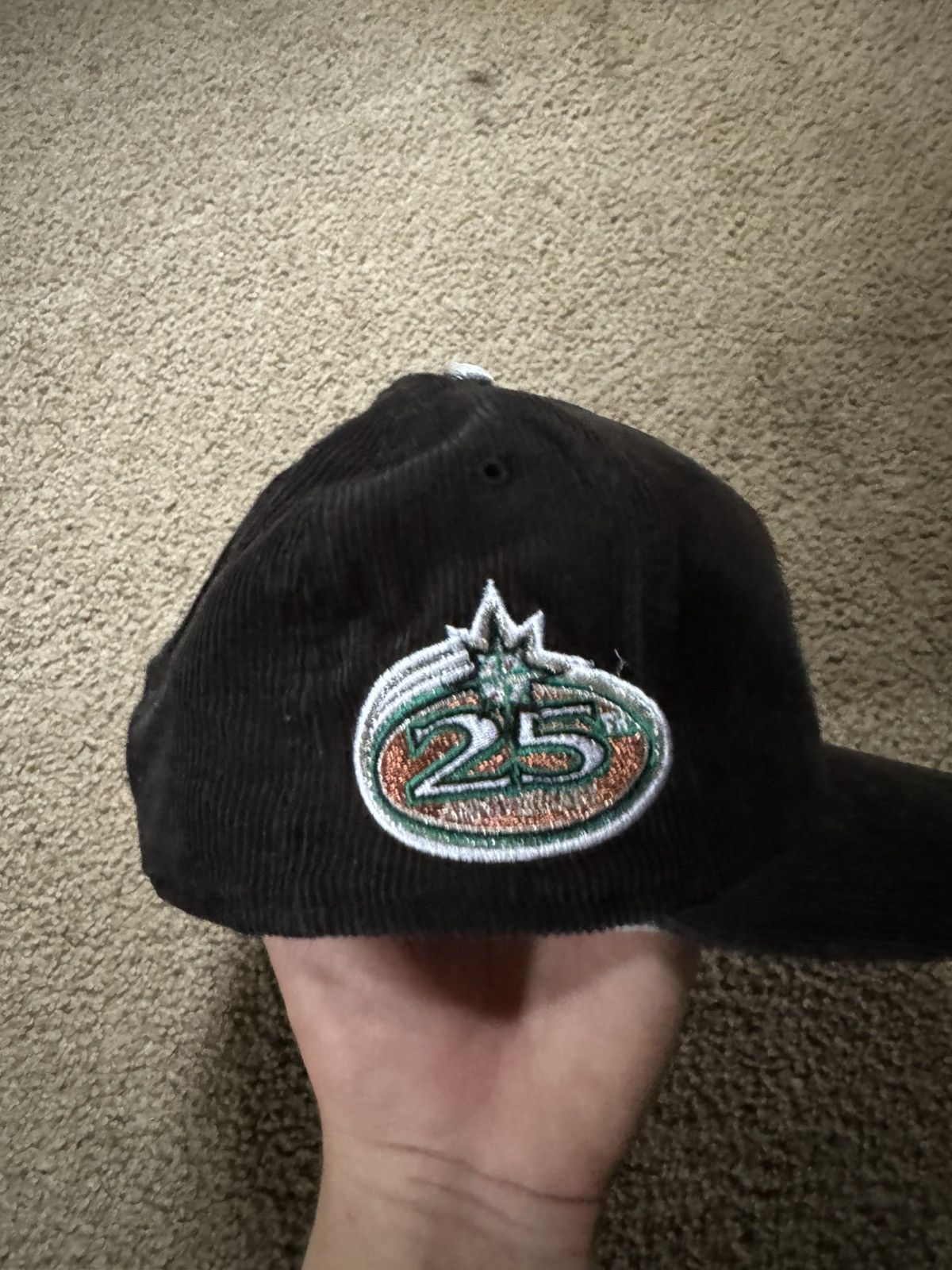 MLB VINTAGE Corduroy Mariners Fitted Size 28 - 3 Thumbnail