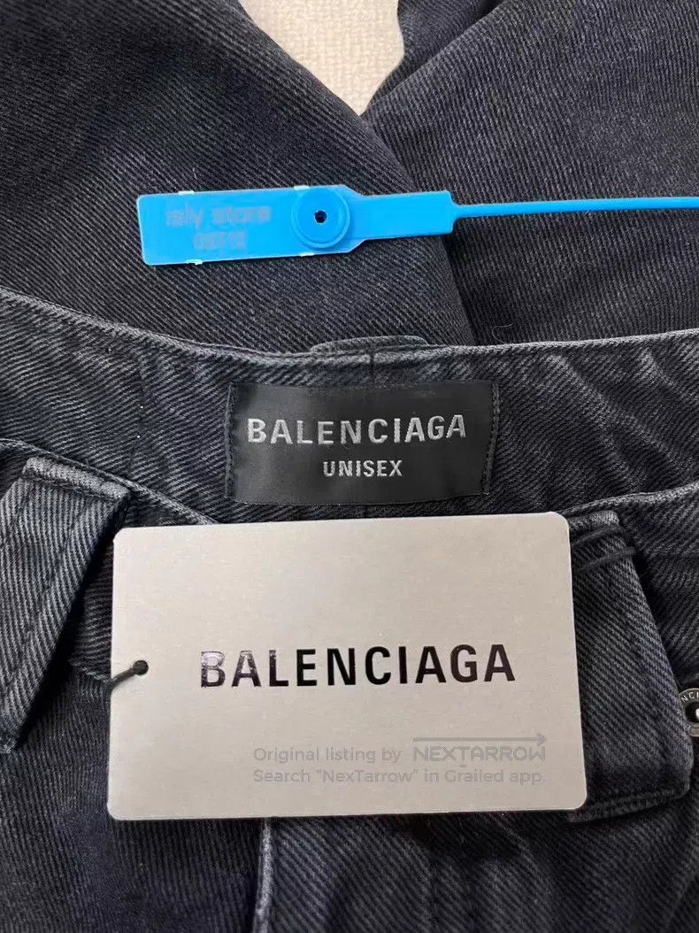 Balenciaga Balenciaga size XS Cotton Carved Elastic Button Denim Shor Size US 27 - 5 Thumbnail