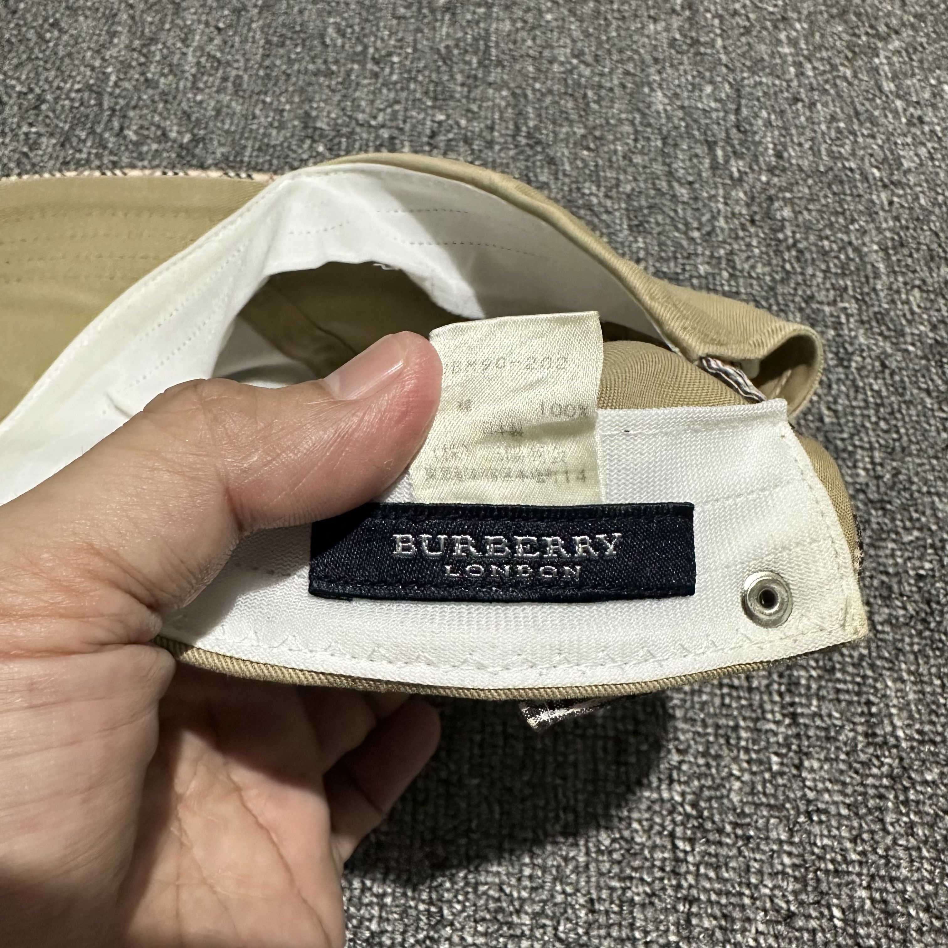 Burberry Burberry Hats Size ONE SIZE - 6 Thumbnail