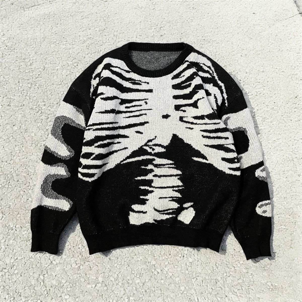 Vintage VINTAGE SKELETON SWEATER Knitted Oversized Y2K Size US XL / EU 56 / 4 - 1 Thumbnail