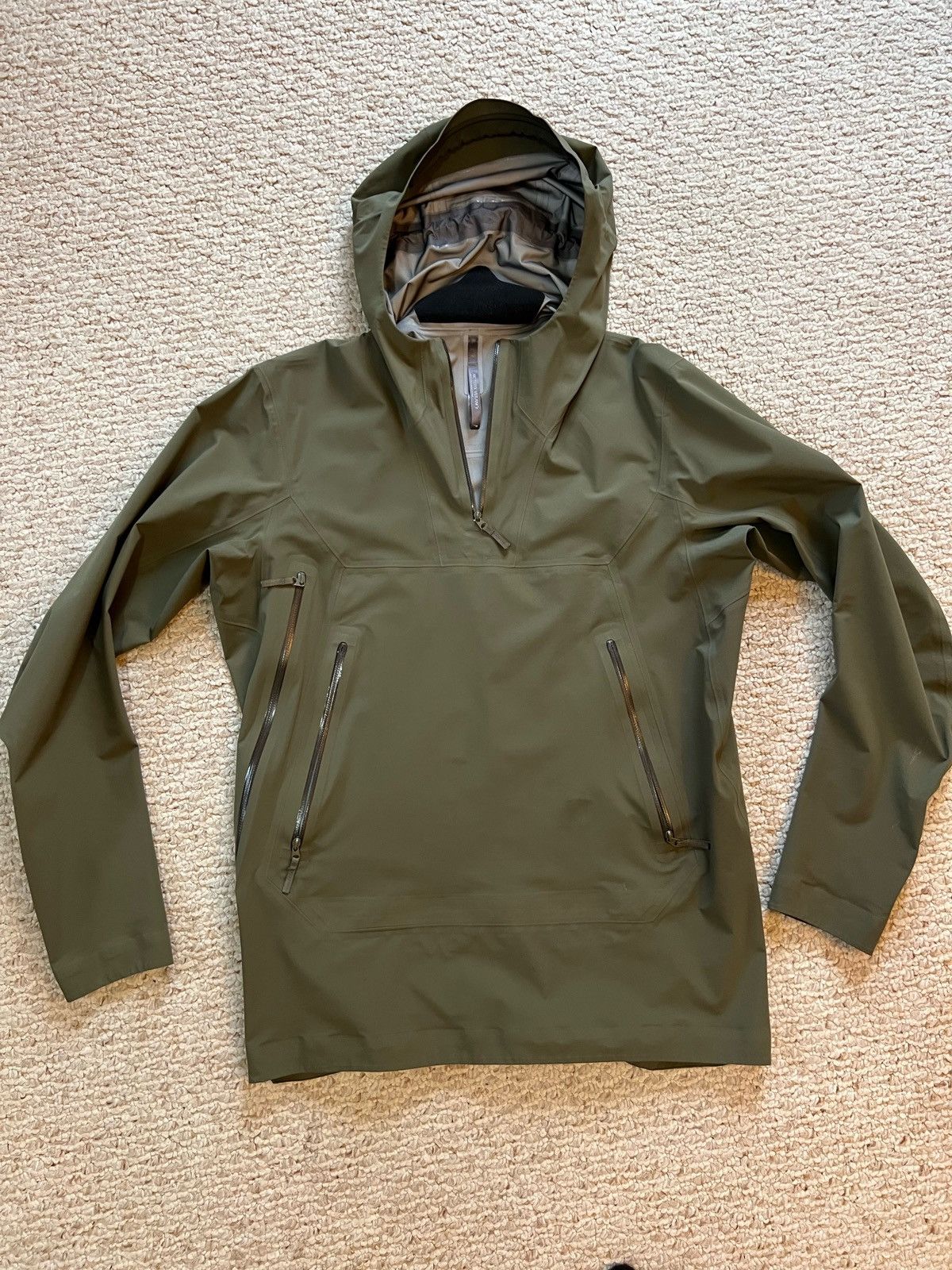 image of Arcteryx Veilance Conduct Anorak in Olive Green, Men's (Size Medium)